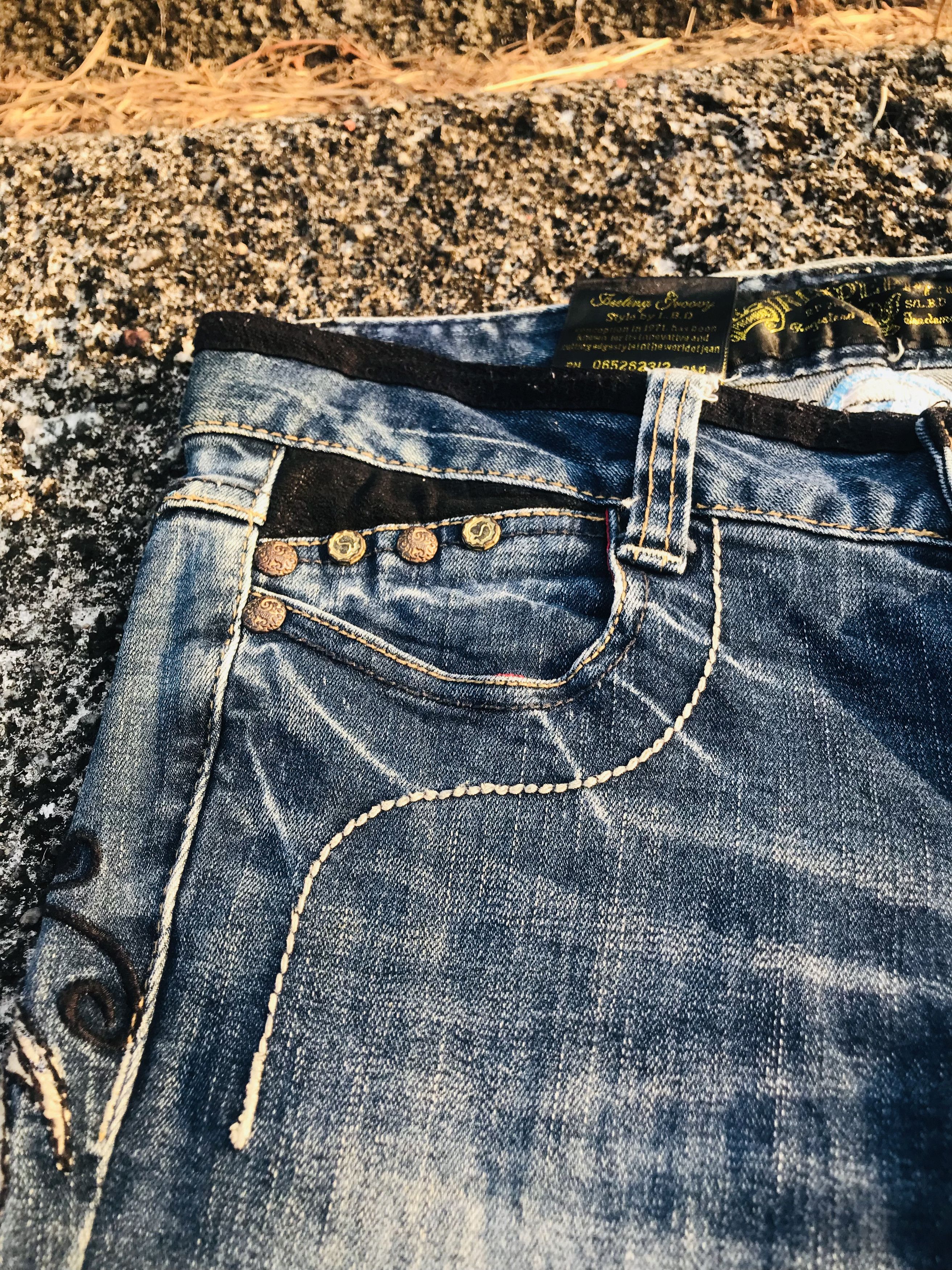 Japanese Brand 🔥Red Pepper butterfly back hit flared jeans Size 28" / US 6 / IT 42 - 9 Thumbnail