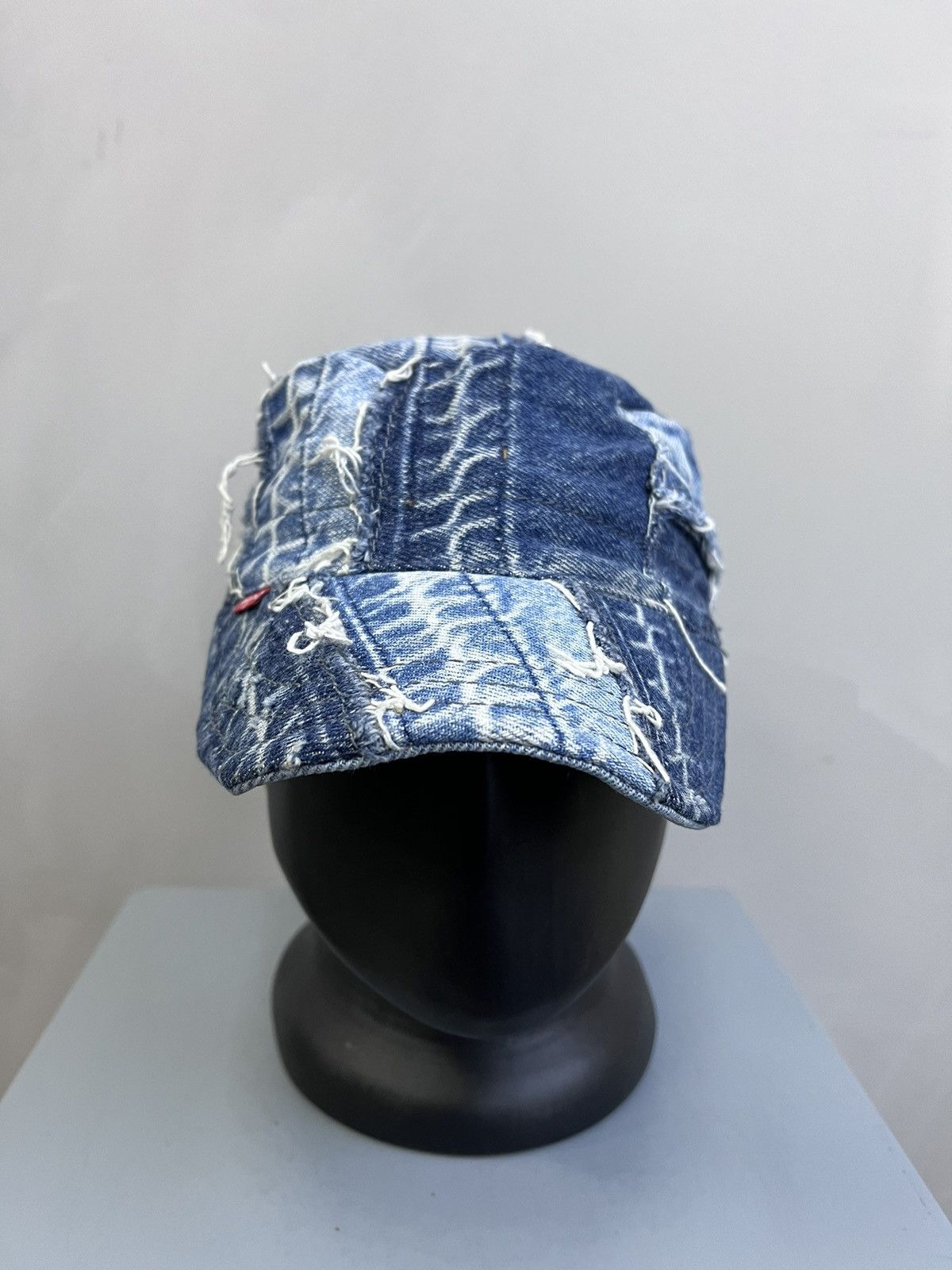 Levi's VINTAGE REWORKED PATCHWORK JUNYA WATANABE STYLE CAP HAT Size ONE SIZE - 3 Thumbnail