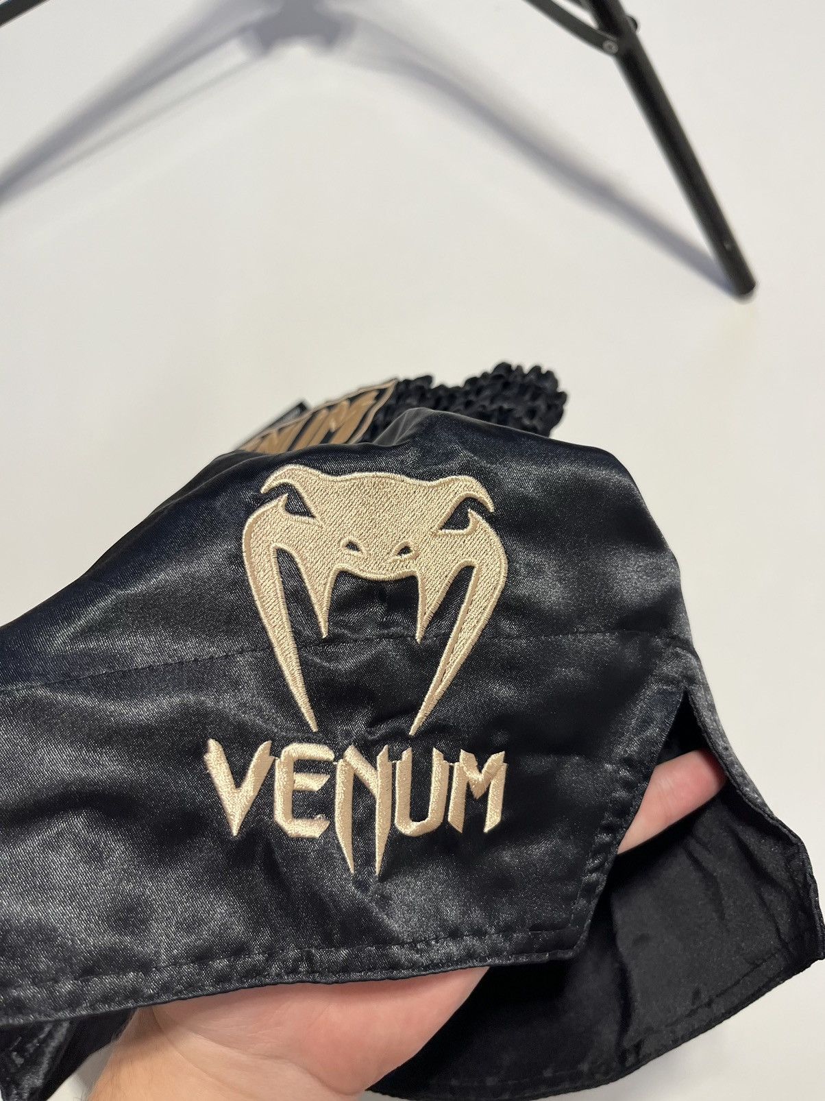 Vintage Vintage Venum Muai Thai Shorts Brand New Size US 30 / EU 46 - 9 Thumbnail