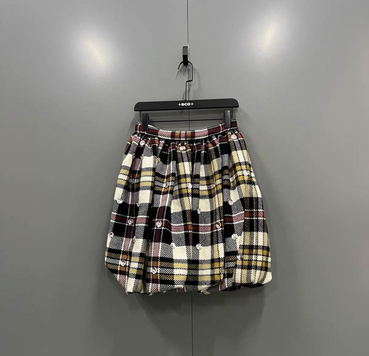 Miu Miu Miu Miu Diamond Check Midi Skirt J41 Size 26" / US 2 / IT 38 - 1 Thumbnail