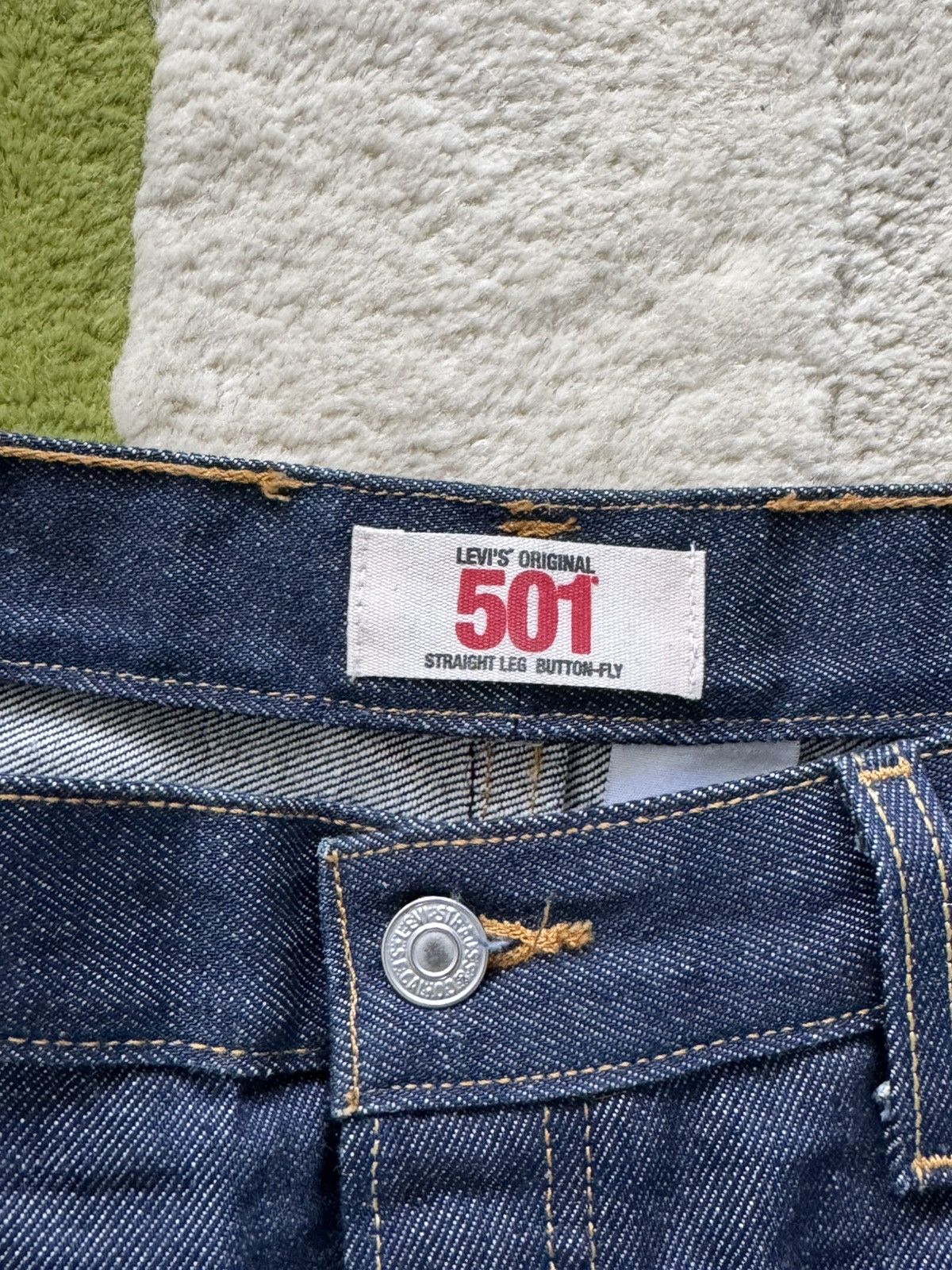 Levi's × Vintage 2006 Levi’s 501 Straight leg Size US 35 - 4 Thumbnail