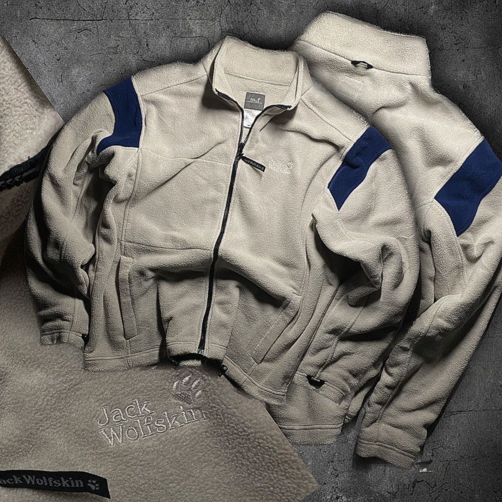 Jack Wolfskin Jack Wolfskins beige fleece warm cosy vibes Size US XXL / EU 58 / 5 - 1 Thumbnail