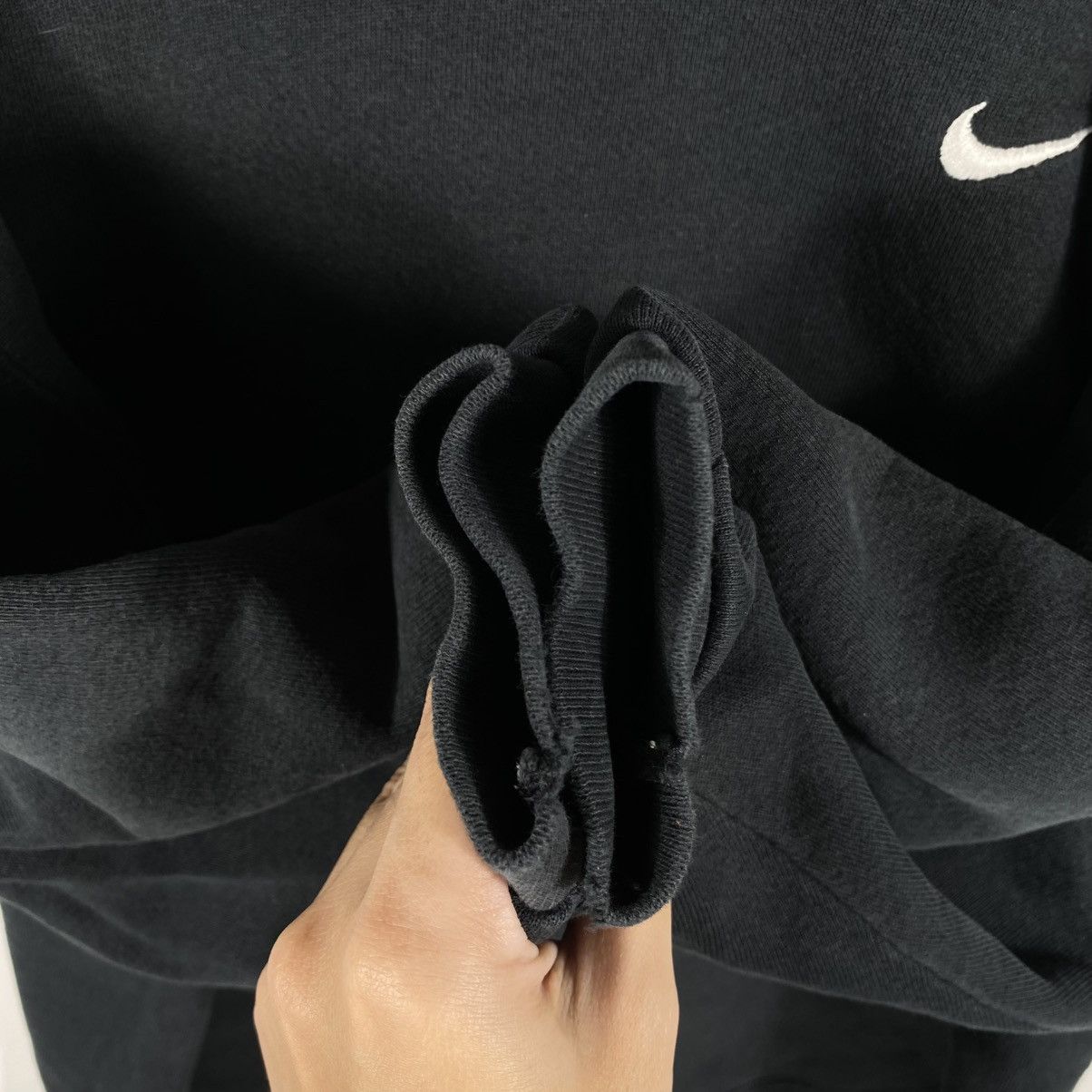 Nike Vintage 90's NIKE Small Swoosh Crewneck Sweatshirt Size US S / EU 44-46 / 1 - 4 Thumbnail