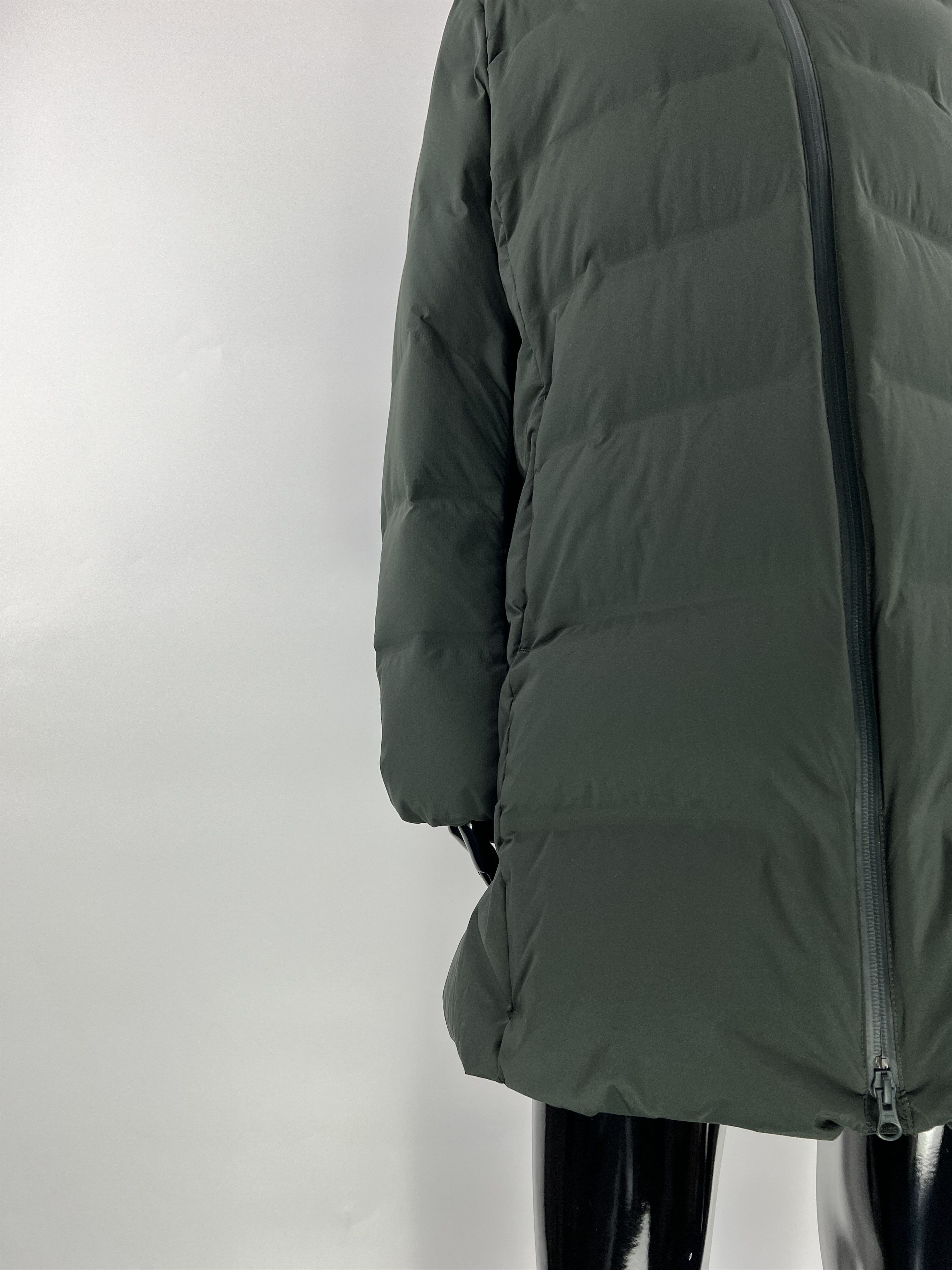 Japanese Brand × Uniqlo Uniqlo Seamless Down Hooded Jacket Puffer Parka Size S/M Size M / US 6-8 / IT 42-44 - 5 Thumbnail