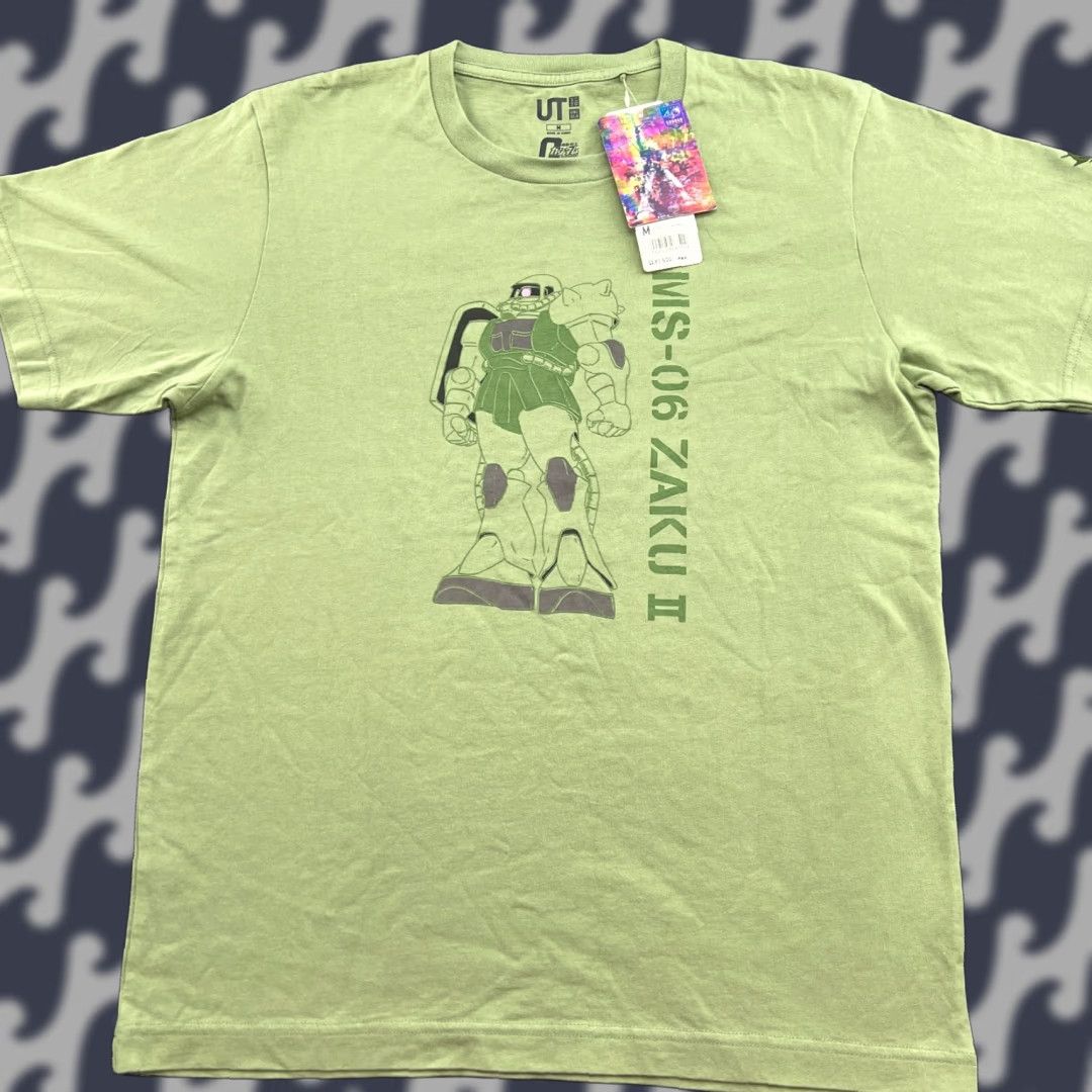 Uniqlo UNIQLO Gundam Shirt Men’s M Green UT Beyond 40th Anniversary MS-06 Zaku II Shirt Mens M Green UT Beyond 40th Anniversary MS-06 Zaku II Size US M / EU 48-50 / 2 - 1 Thumbnail