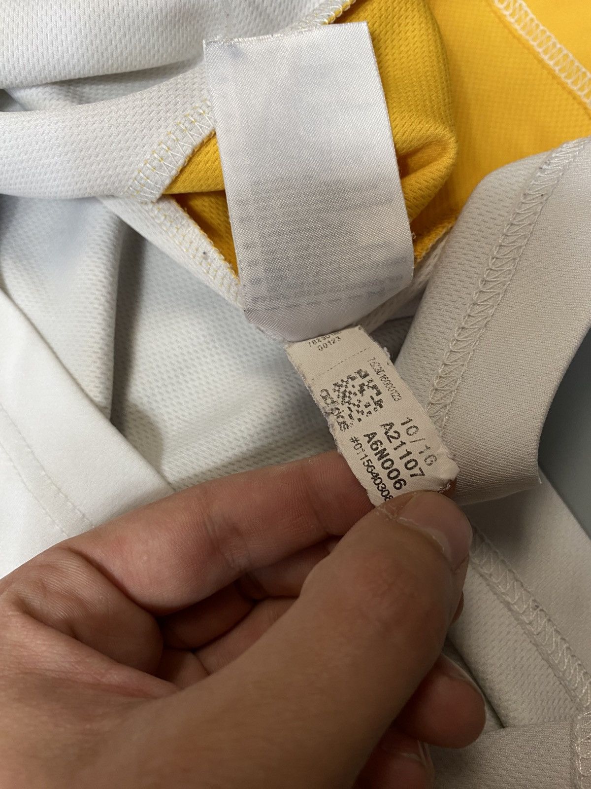 Adidas Adidas NBA 30 CURRY Golden State Warriors basketball jersey Size US M / EU 48-50 / 2 - 5 Thumbnail