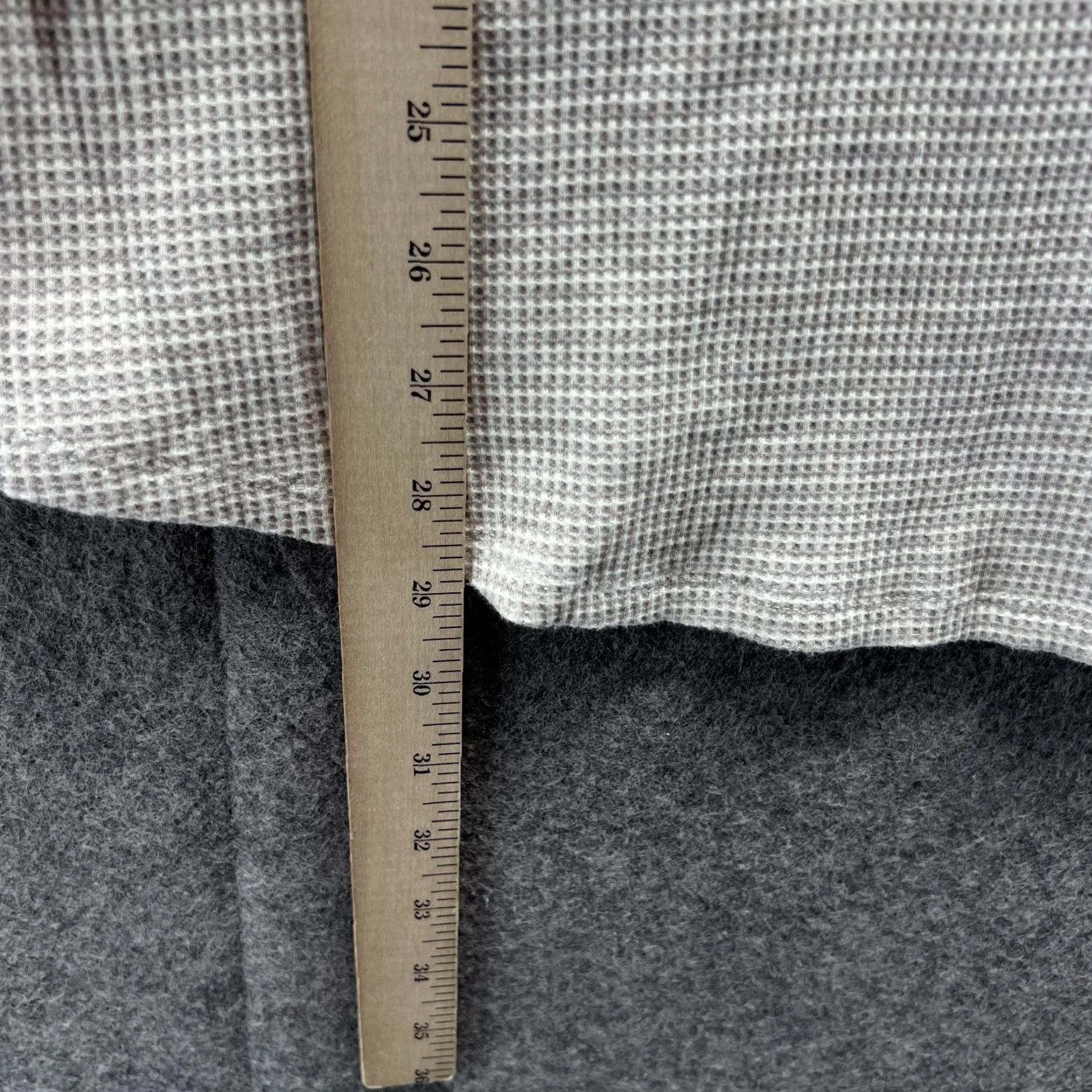 Vintage VINTAGE Columbia Sweater Women XL Beige Crewneck Pullover Sweatshirt/ Sweatshirt VTG Size XL / US 12-14 / IT 48-50 - 6 Thumbnail