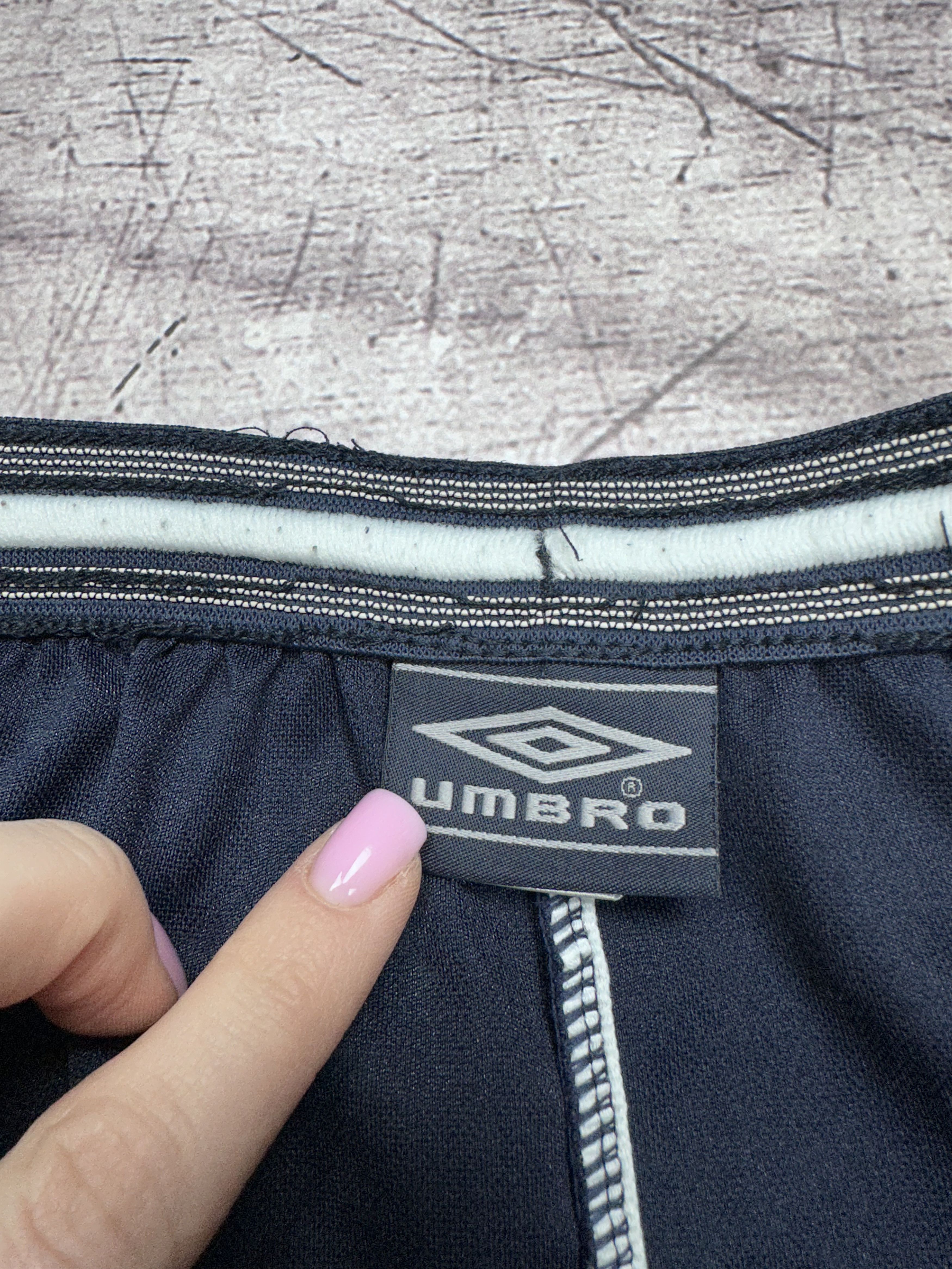 Umbro Umbro Vintage Mens Monogram Shorts Size US 36 / EU 52 - 5 Thumbnail