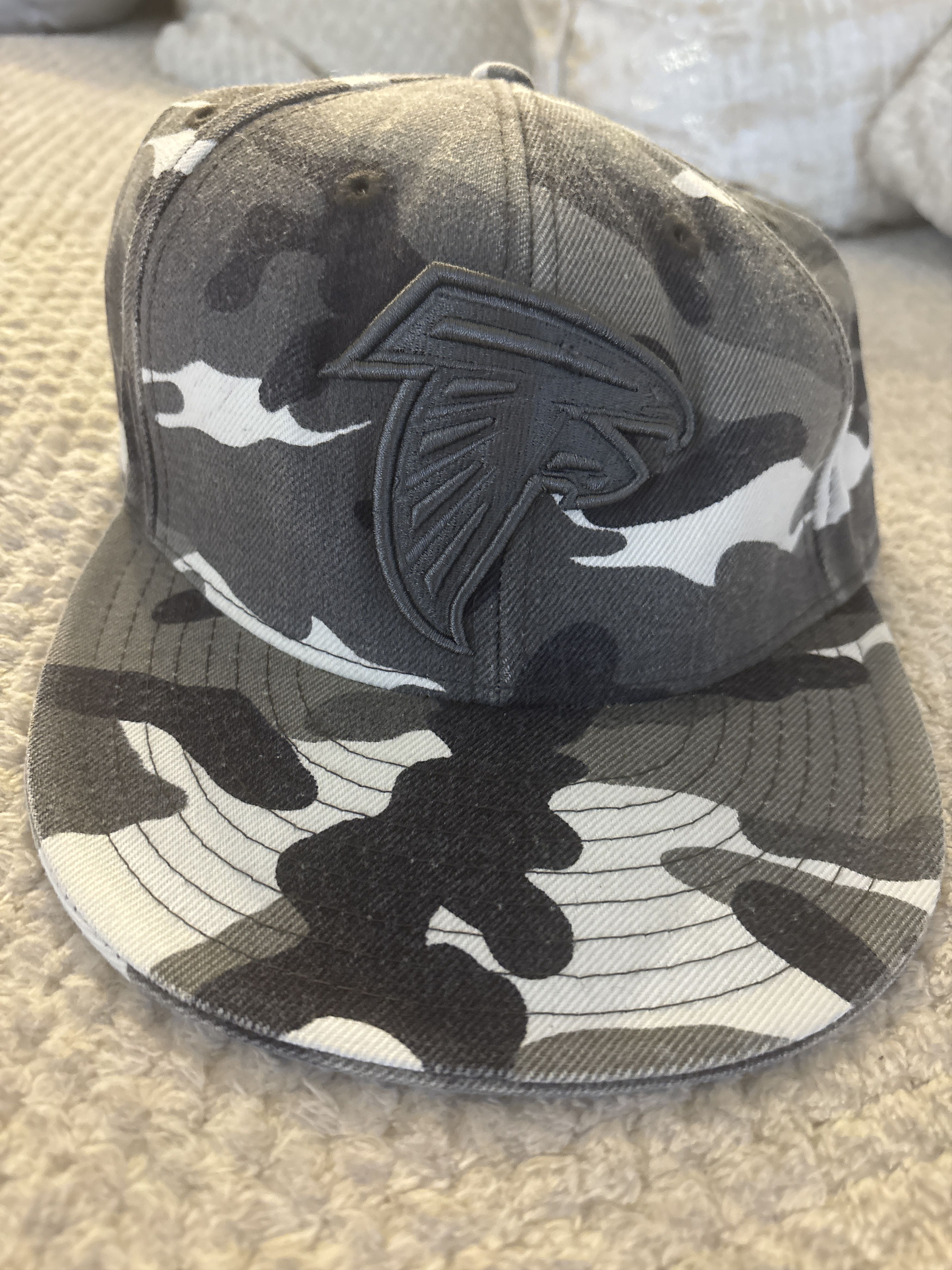 NFL Atlanta Hawks camo hat vintage Size ONE SIZE - 1 Thumbnail