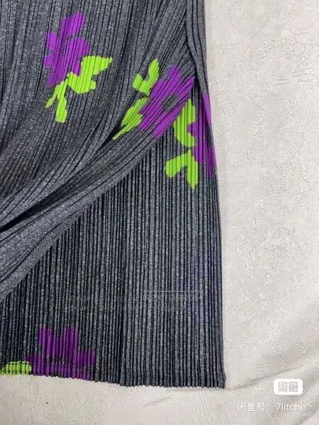 Issey Miyake Issey Miyake Purple Floral Midi Skirt Size 25" / US 0 / IT 36 - 5 Thumbnail