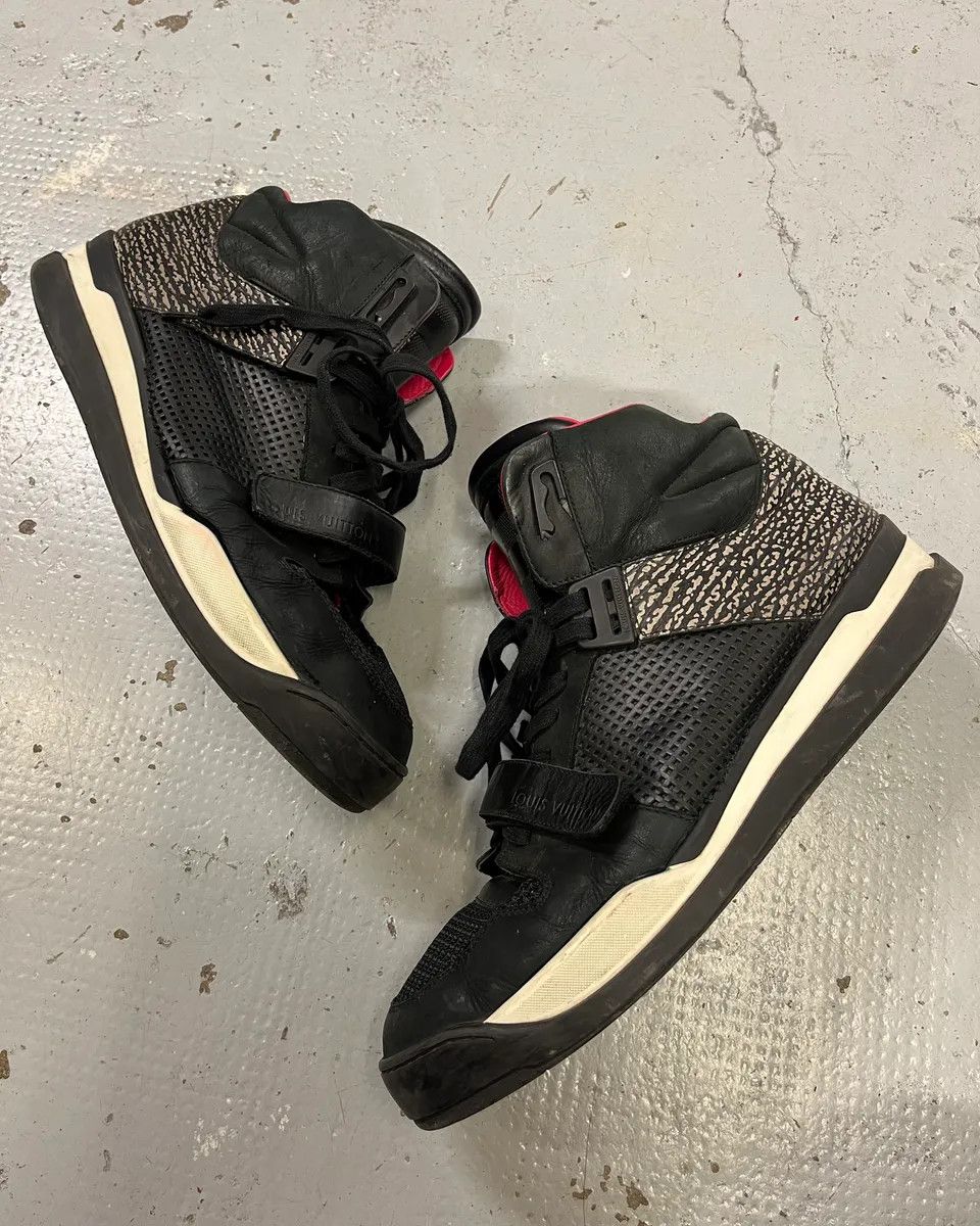 Louis Vuitton Louis Vuitton Black High Strap Trail Blazer Sneakers Size US 11 / EU 44 - 2 Thumbnail