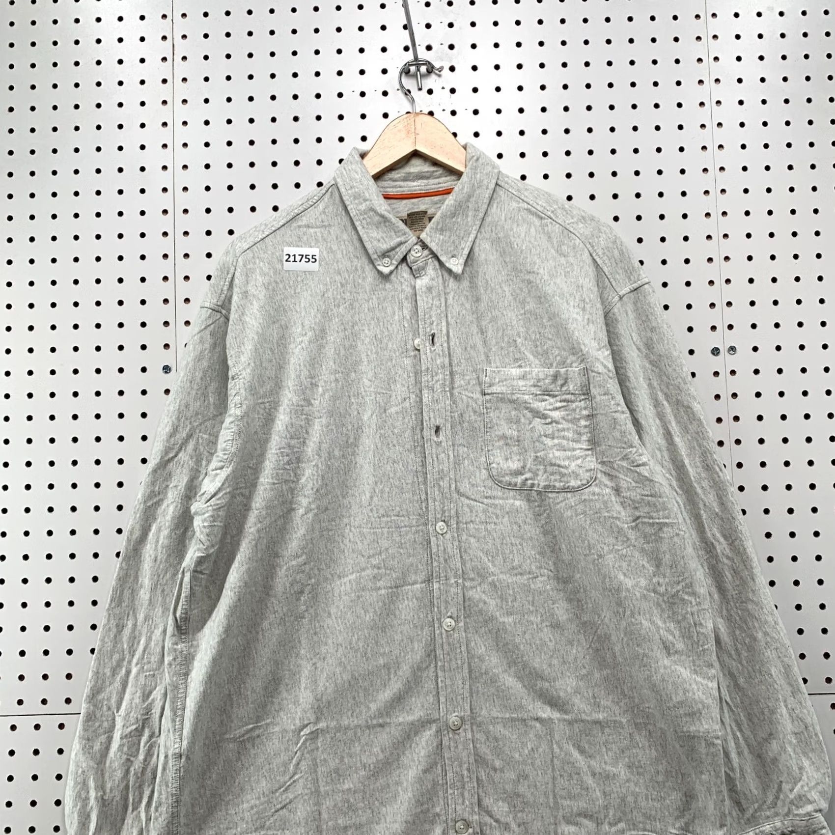 Duluth Trading Company Duluth Trading Company Button-Down Shirt Gray 100% Cotton Mens M Pocket Button-Up Shirt Size US M / EU 48-50 / 2 - 5 Thumbnail