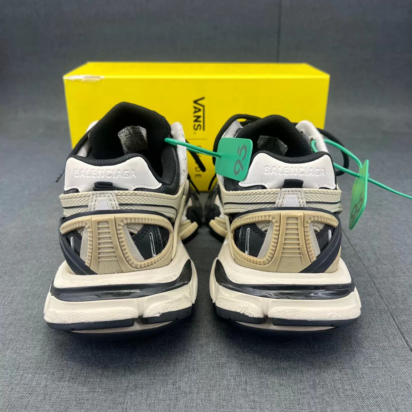 Balenciaga Balenciaga Track 2 Black/White/Gray 41 Size US 8 / EU 41 - 5 Thumbnail