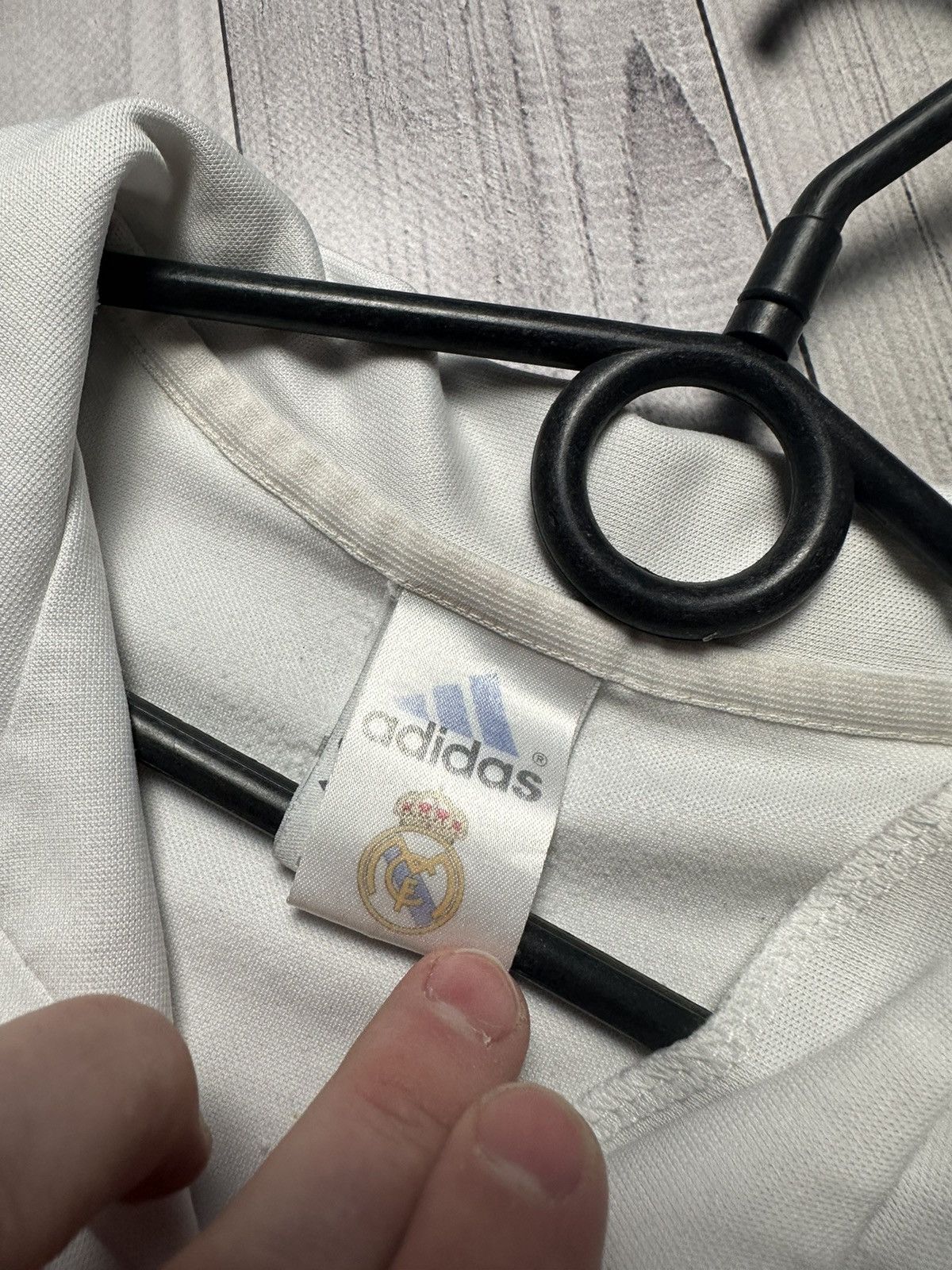 Vintage Vintage adidas Real Madrid soccer jersey size M Siemens Size US M / EU 48-50 / 2 - 7 Thumbnail