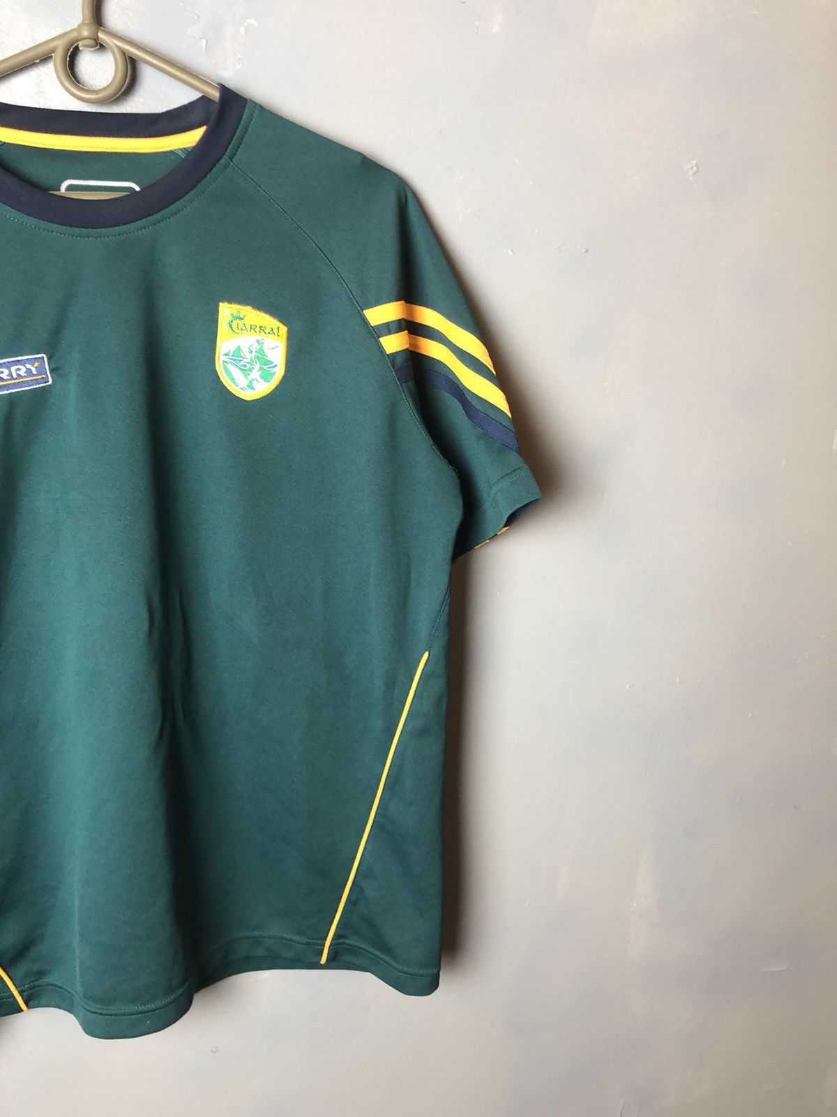 Other Vintage men’s rugby jersey Kerry size s Size US S / EU 44-46 / 1 - 3 Thumbnail