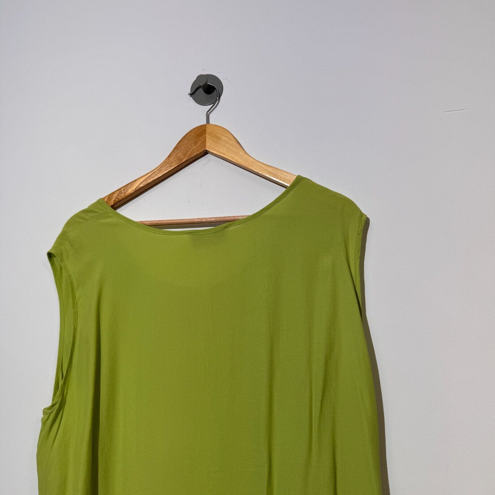Givenchy × Vintage Vintage Givenchy Unisex Green Viscose Dress Size 18W Size L / US 10 / IT 46 - 14 Thumbnail