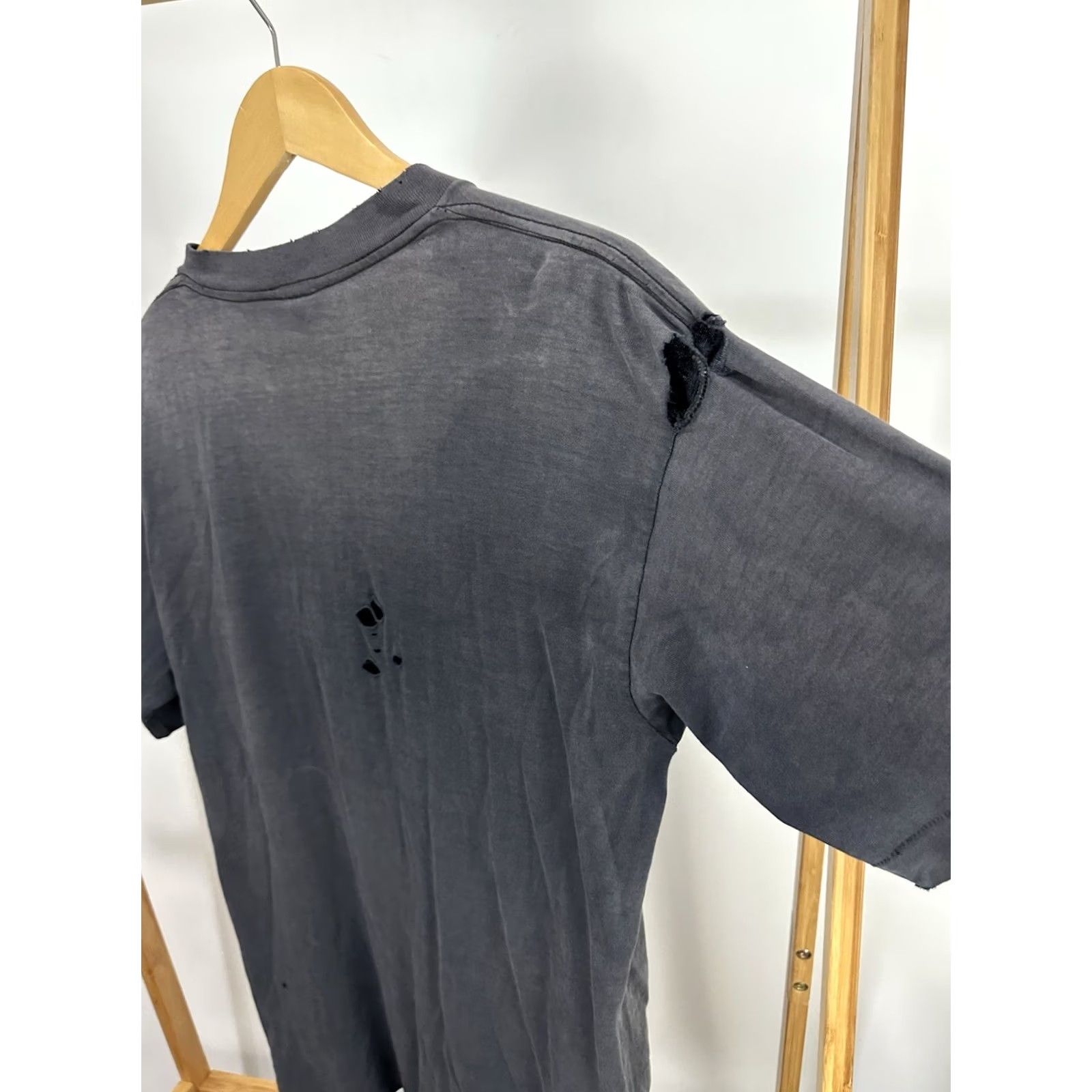 Thrasher VTG Andazia T-Shirt Black L Grunge Thrashed Faded Distressed Worn Wip Workwear Mens Shirt 90s Style Vintage MC Escher Drawing Hands Gradient Sun Fade Size US L / EU 52-54 / 3 - 7 Thumbnail