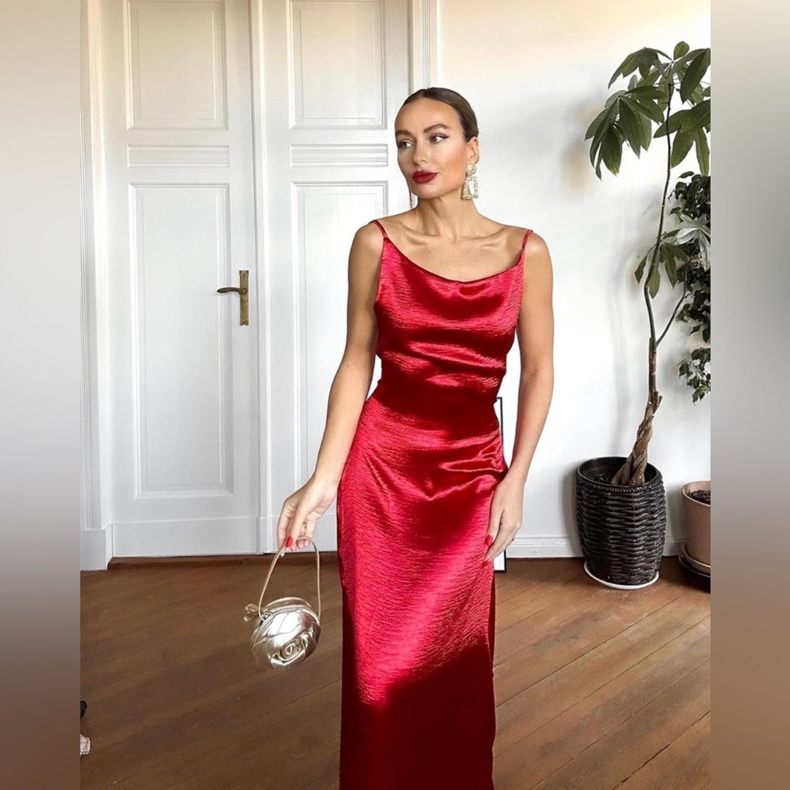 Other New Elegant Red Satin Evening Gown size S/M Size S / US 4 / IT 40 - 3 Thumbnail