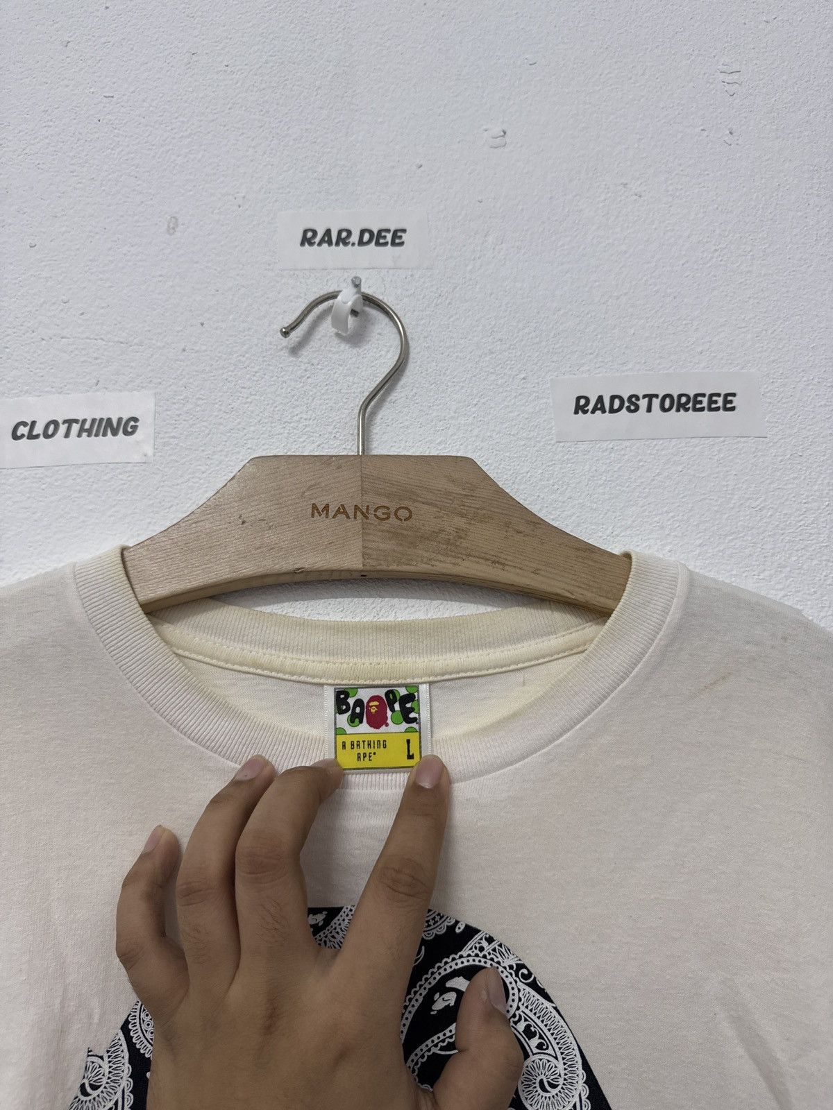 Bape × Undefeated Bape x Undefeated Big Head Bandana Tee Size US L / EU 52-54 / 3 - 6 Thumbnail