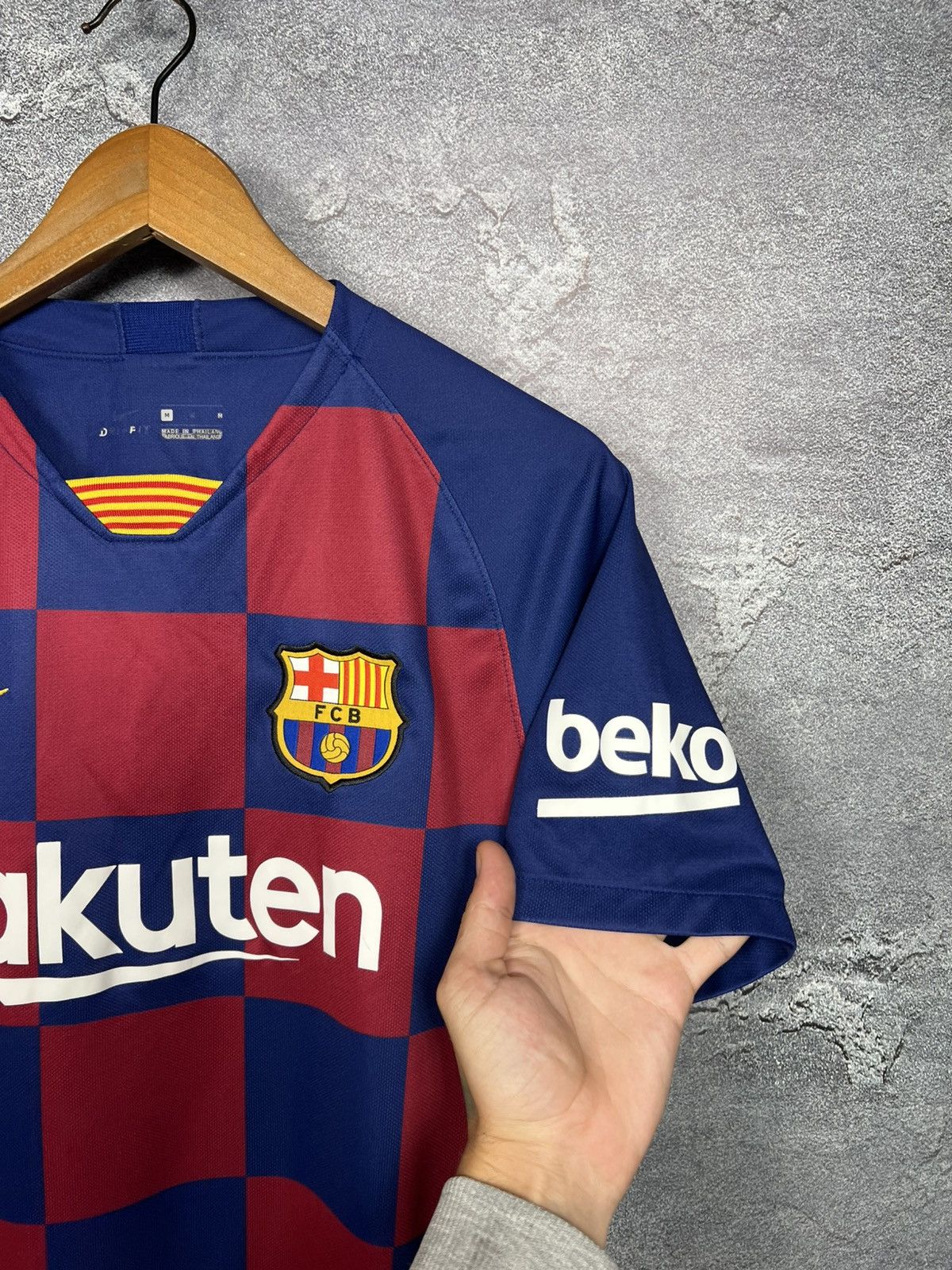 Nike Nike Barcelona 2019/20 Home Jersey T-shirt Size M Size US M / EU 48-50 / 2 - 4 Thumbnail