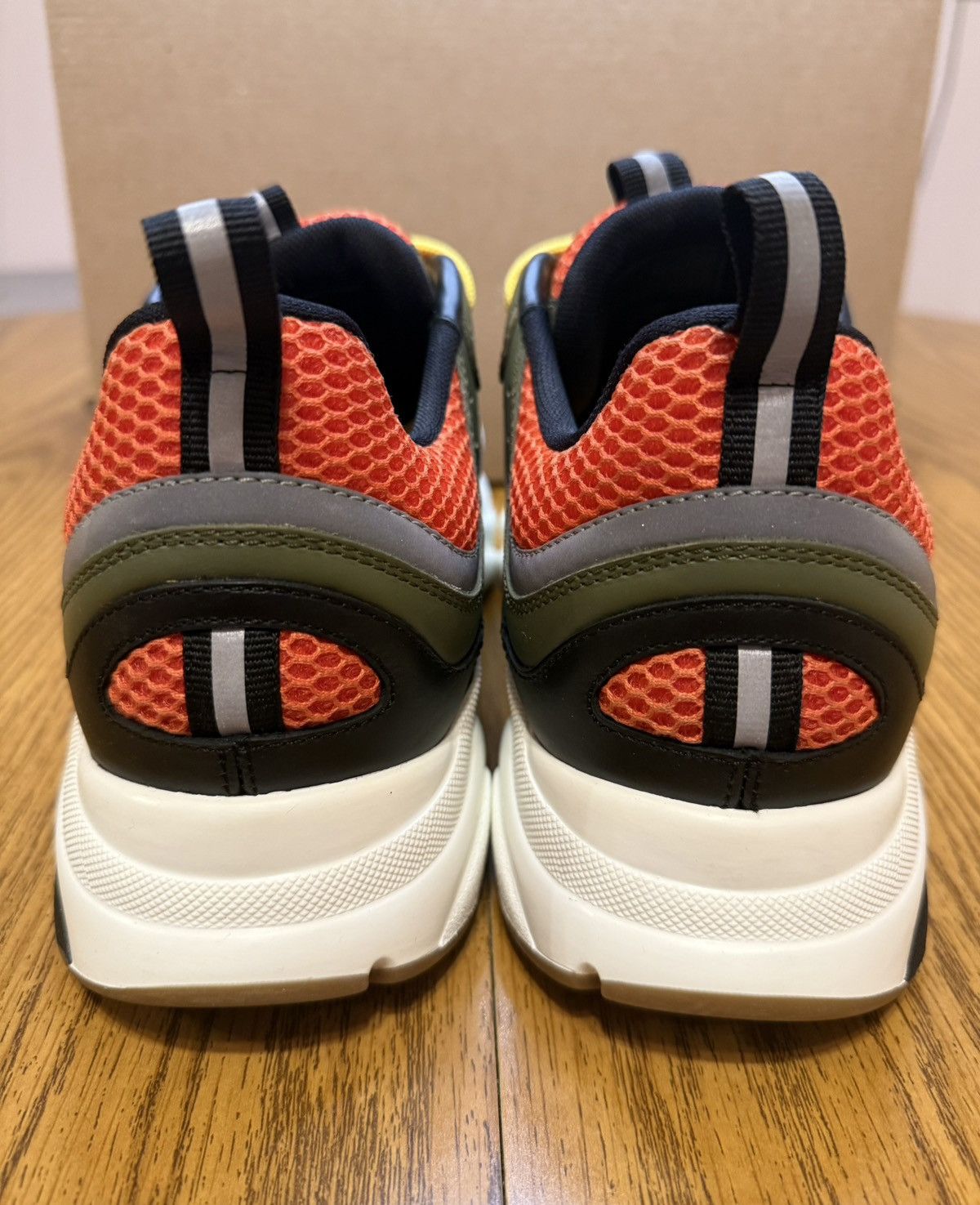 Dior Dior x Peter Doig B22 Sneaker (Khaki/Orange) Size US 8 / EU 41 - 5 Thumbnail