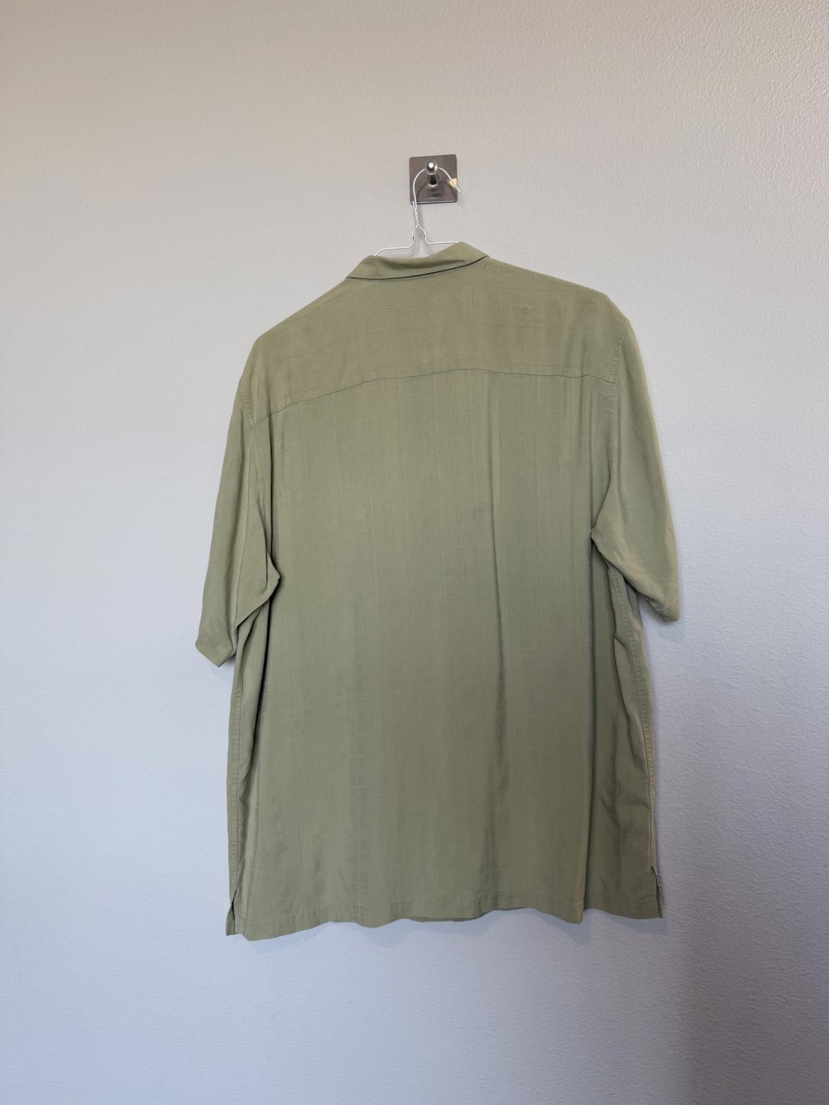 Designer Vintage Soft Green Men 100% silk Button Up Shirt Size US XL / EU 56 / 4 - 2 Thumbnail