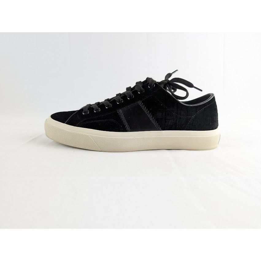 Tom Ford o1rshd1 Low Top Sneaker in Black Size US 9 / EU 42 - 1 Thumbnail
