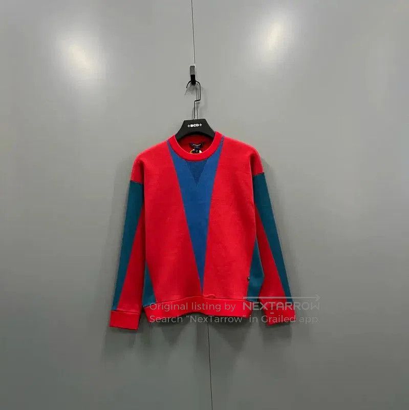 Louis Vuitton Louis Vuitton Women's Red Wool Long Sleeve Sweater . Size S / US 4 / IT 40 - 1 Thumbnail