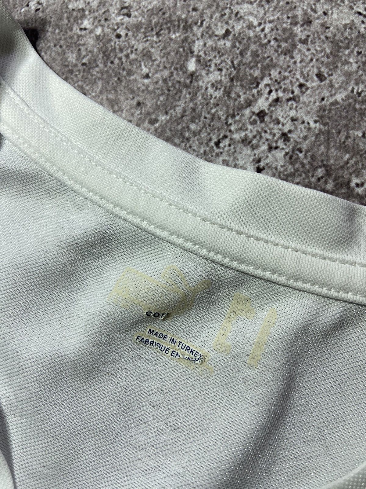 Puma × Vintage 💥Tottenham vintage Puma football jersey t-shirt‼️ Size US M / EU 48-50 / 2 - 7 Thumbnail