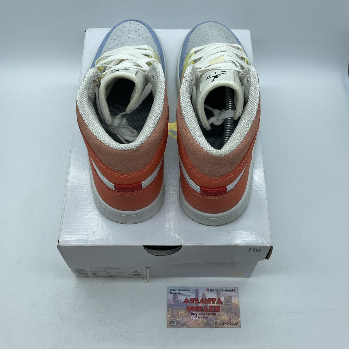 Jordan Brand Wmns air Jordan 1 mid to my first coach Size US 9.5 / IT 39.5 - 6 Thumbnail
