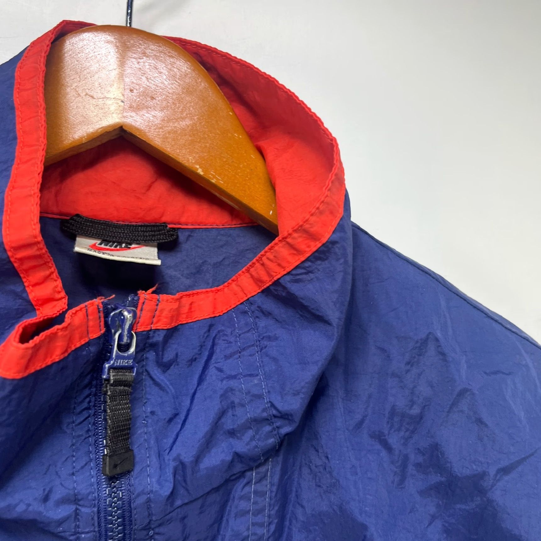 Nike VINTAGE Nike Track Windbreaker Jacket L Blue Mens 90s Size US L / EU 52-54 / 3 - 4 Thumbnail