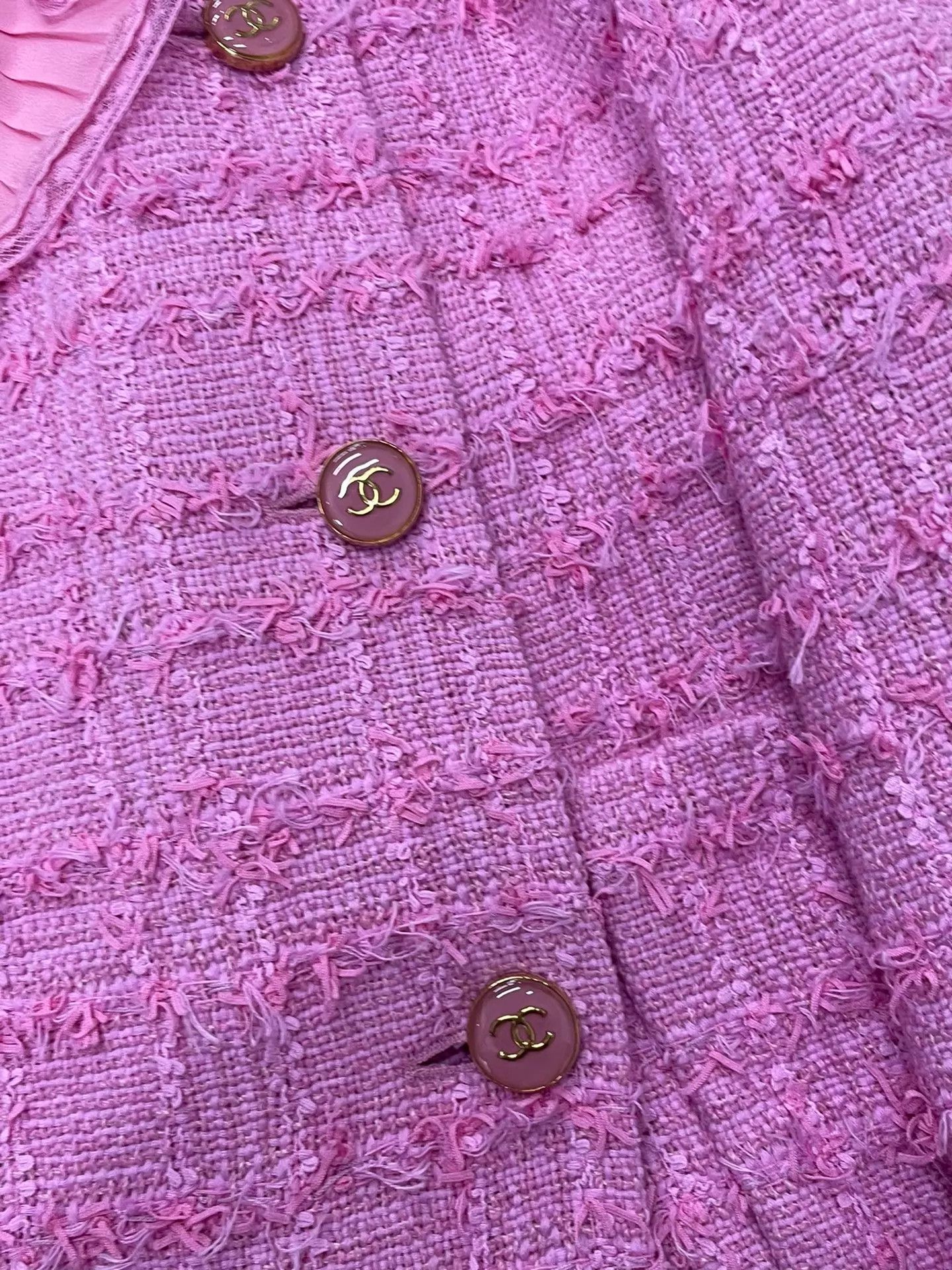 Chanel Chanel Women's Pink Tweed Bow Jacket Size 36 Size XS / US 0-2 / IT 36-38 - 2 Thumbnail