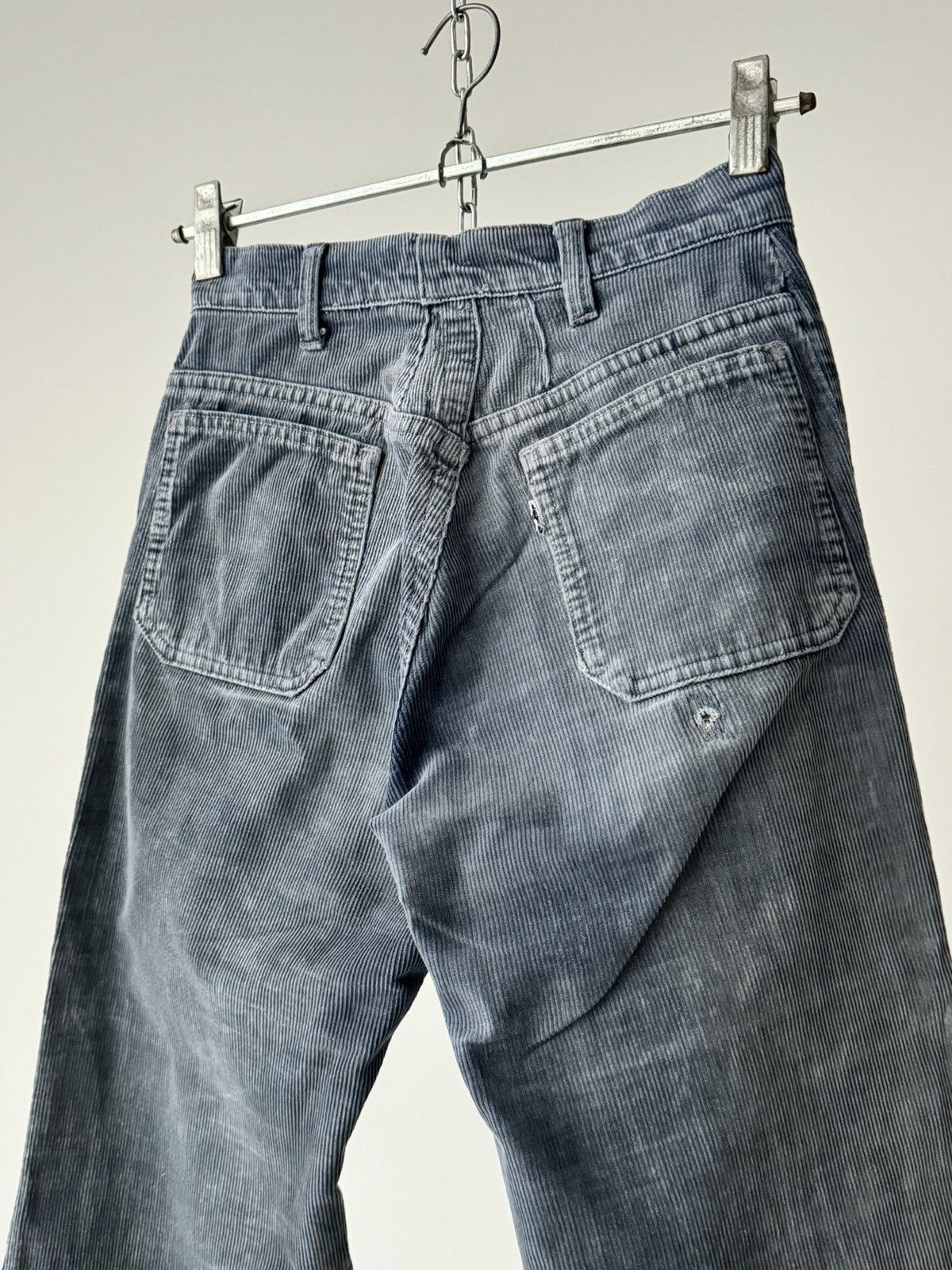 Levi's × Vintage 1970s Levi’s White Tab BIG E Women’s Flare Corduroy Pants Size 26" / US 2 / IT 38 - 6 Thumbnail