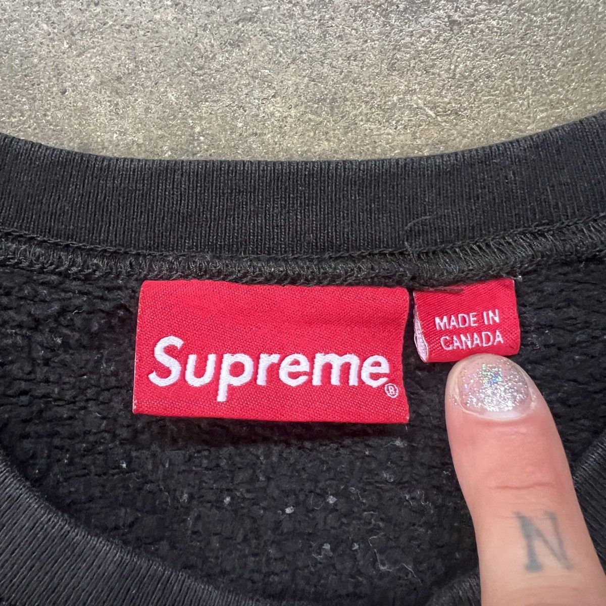Supreme SS20 Cutout Box Logo Crewneck Size US L / EU 52-54 / 3 - 3 Thumbnail