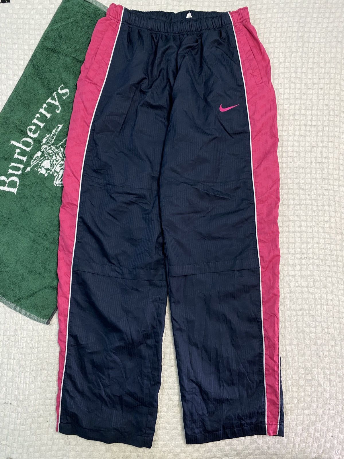 Alyx × Nike 💥 VINTAGE NIKE 90S BAGGY WIDE LEG SWOOSH TRACK PANTS Y2K Size US 36 / EU 52 - 1 Thumbnail