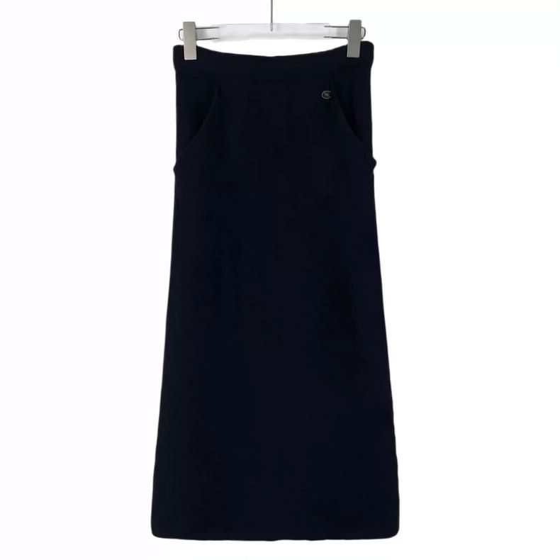 Chanel Chanel Black logo silk straight long skirt Size 24" / US 00 / IT 34 - 1 Thumbnail