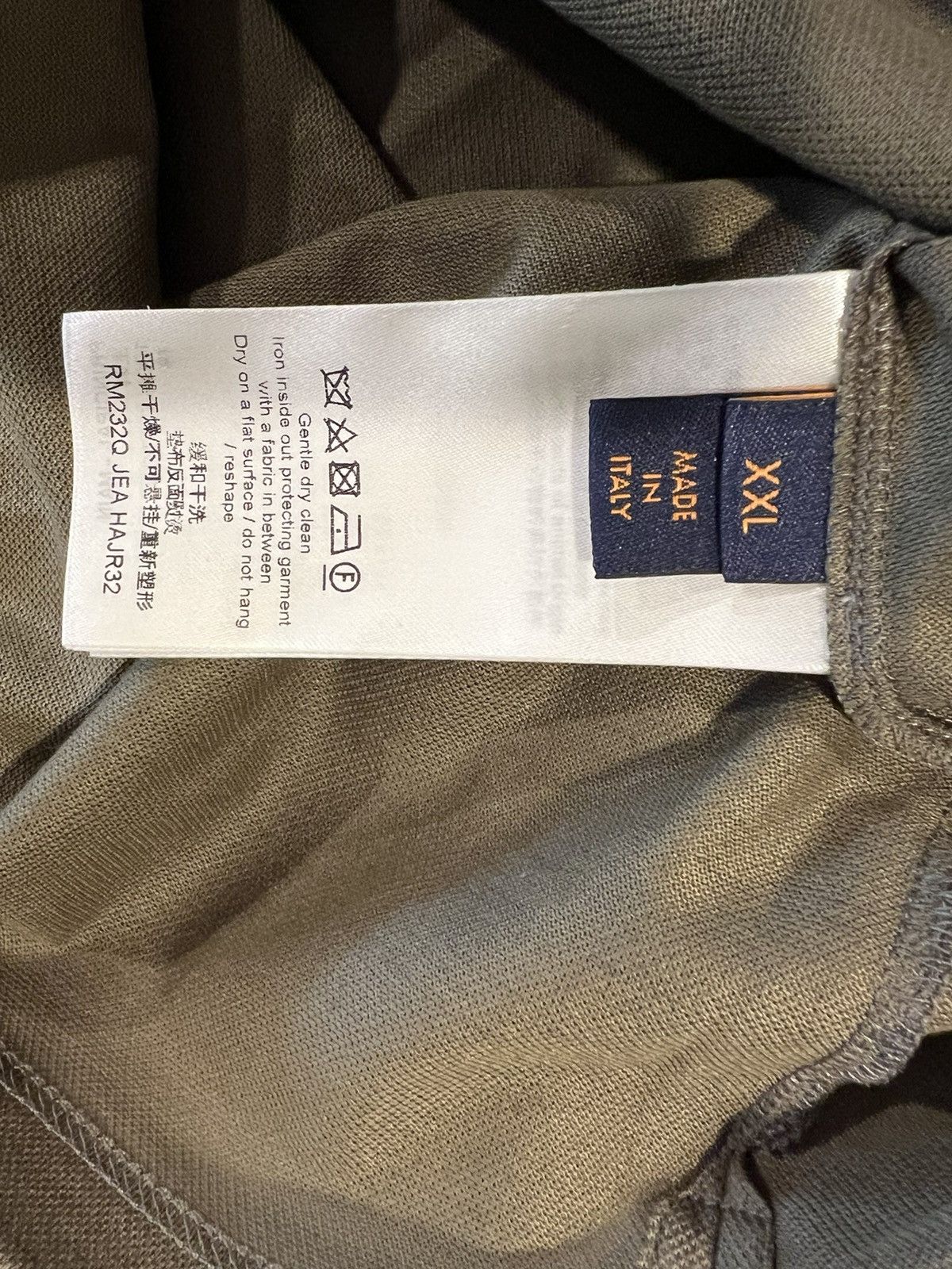 Louis Vuitton Louis Vuitton men’s monogram polo shirt. XXL Size US XXL / EU 58 / 5 - 10 Thumbnail