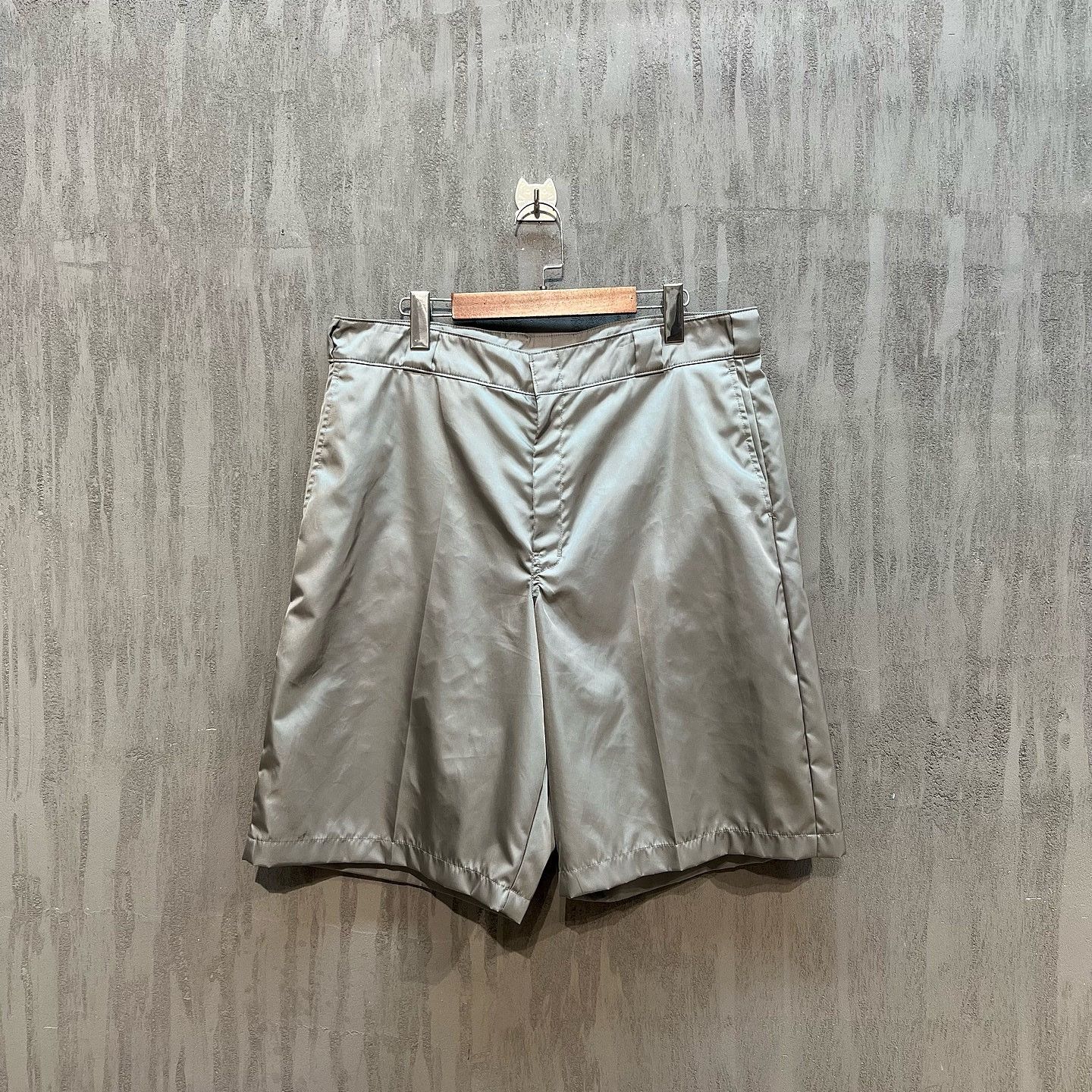 Prada Prada Nylon Shorts Size 36 Size US 36 / EU 52 - 1 Thumbnail