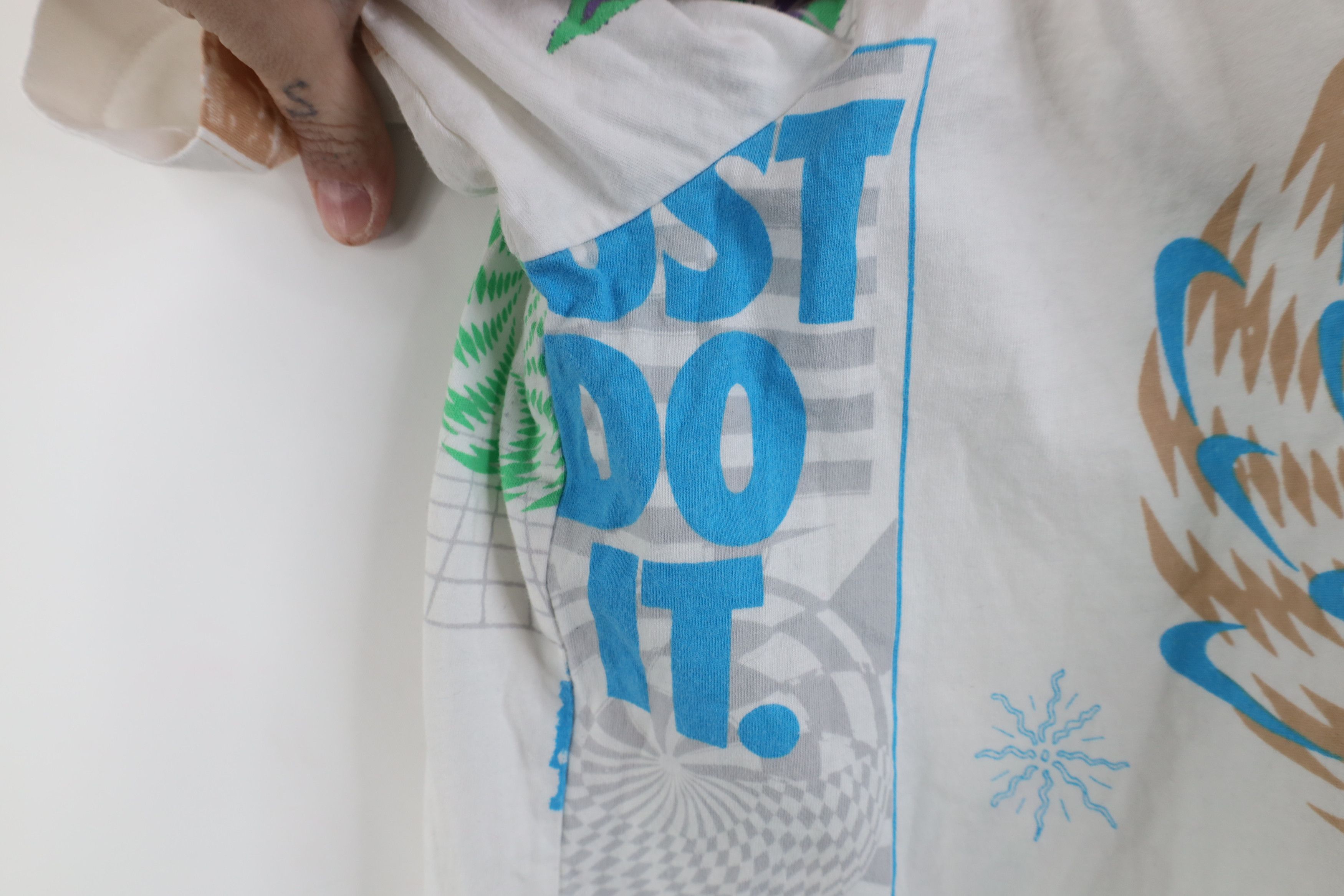 Nike Nike Center Swoosh Festival All Over Print Mushroom T-Shirt Size US L / EU 52-54 / 3 - 8 Thumbnail