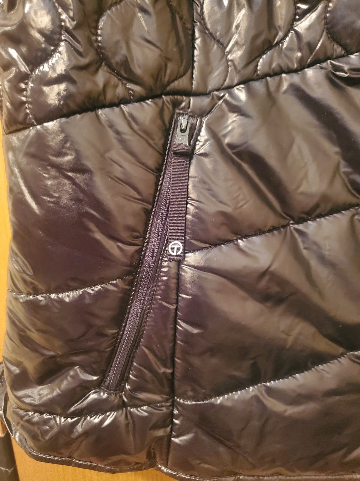 Talbots NWT T by Talbots High Shine High-Low Hem Quilted Puffer Vest Size XL / US 12-14 / IT 48-50 - 22 Thumbnail