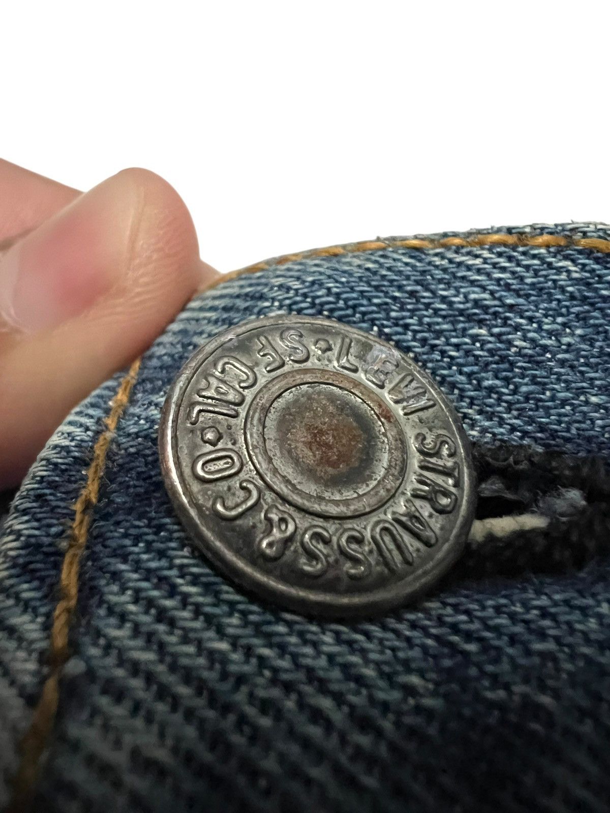 Levi's True Vintage Levis 501 Big E Selvedge Distressed Jean Size US 31 - 12 Thumbnail