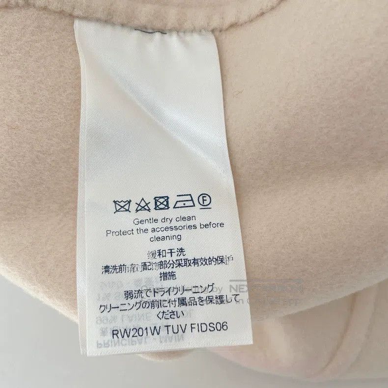 Louis Vuitton Louis Vuitton Beige Sleeveless Sheepwool Dress Size XS / US 0-2 / IT 36-38 - 6 Thumbnail