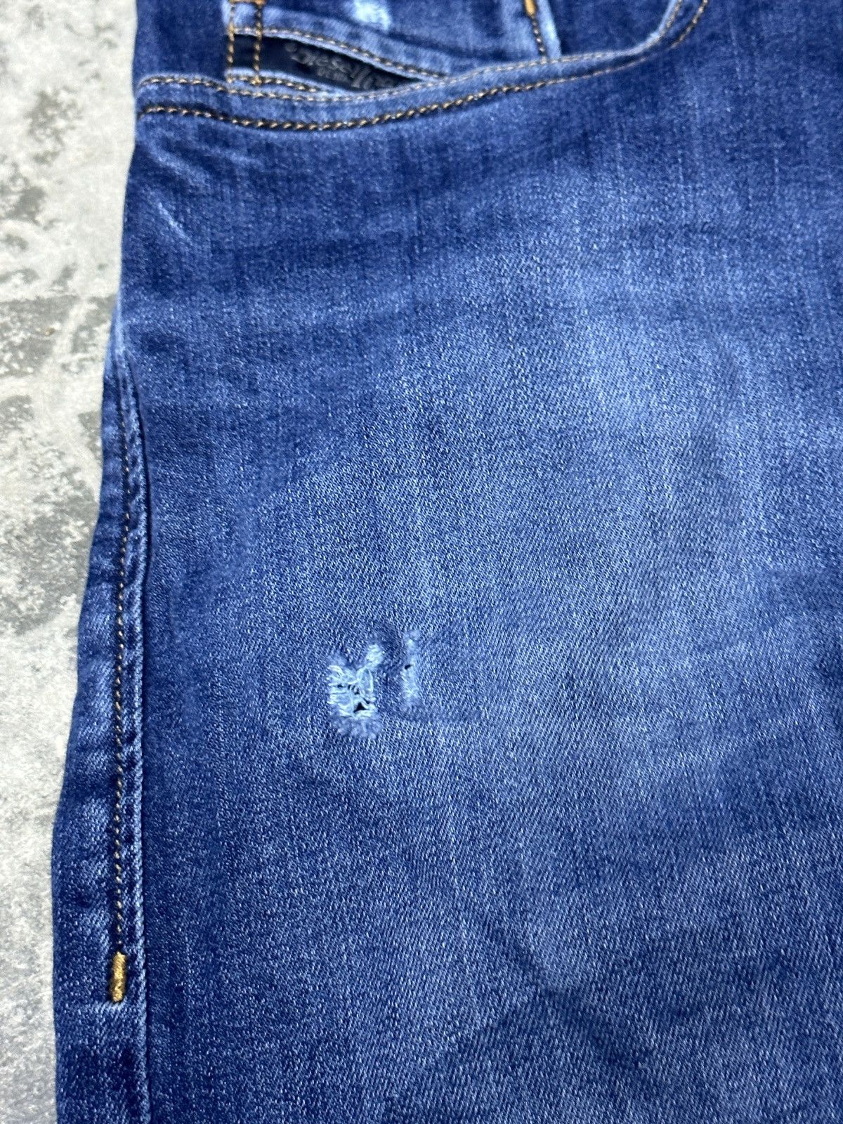Diesel Diesel Buster Regular Slim Tapered Jeans mens Size US 33 - 5 Thumbnail