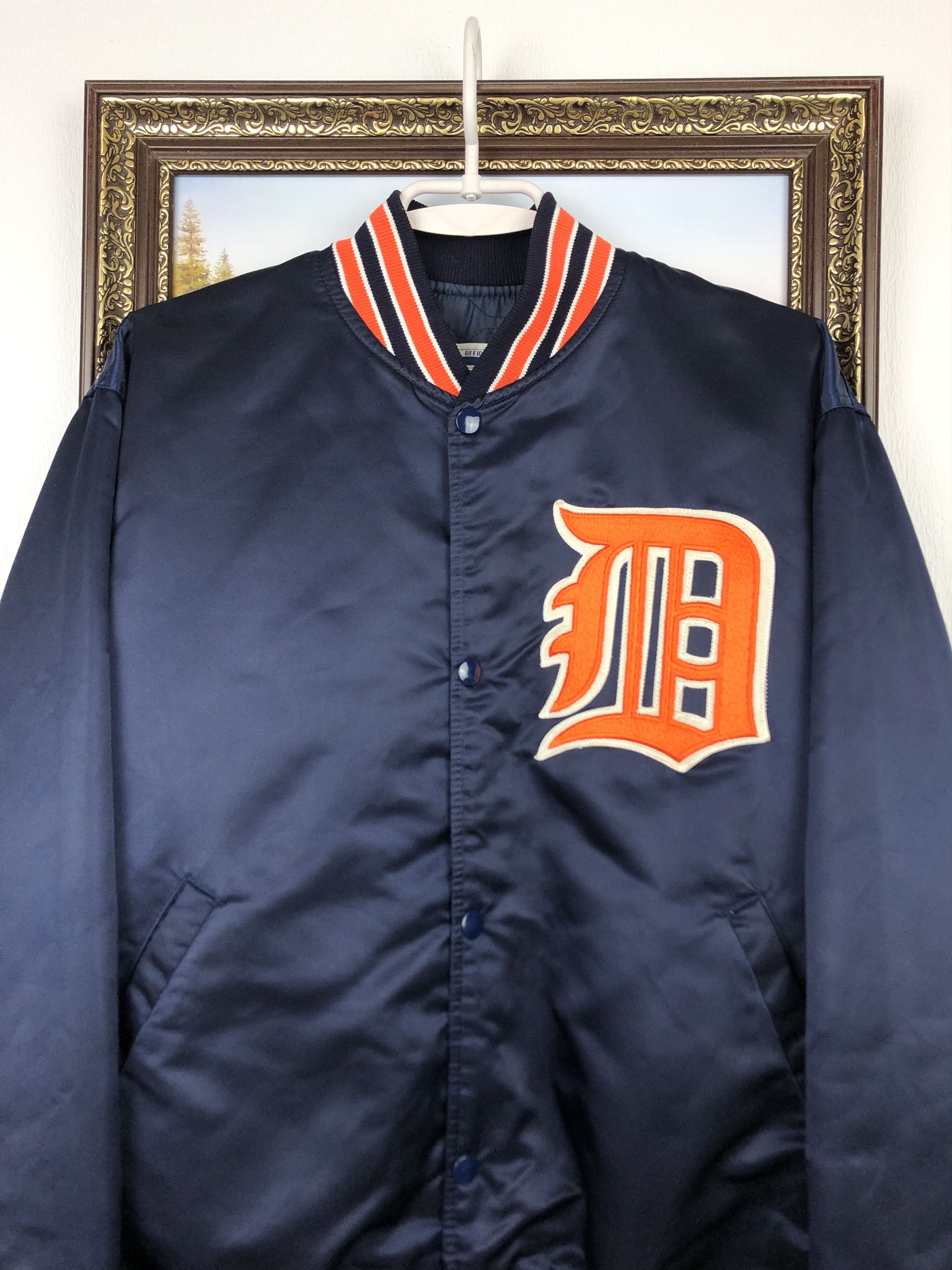 Vintage 90's Starter Detroit Tigers MLB Satin Jacket Bomber