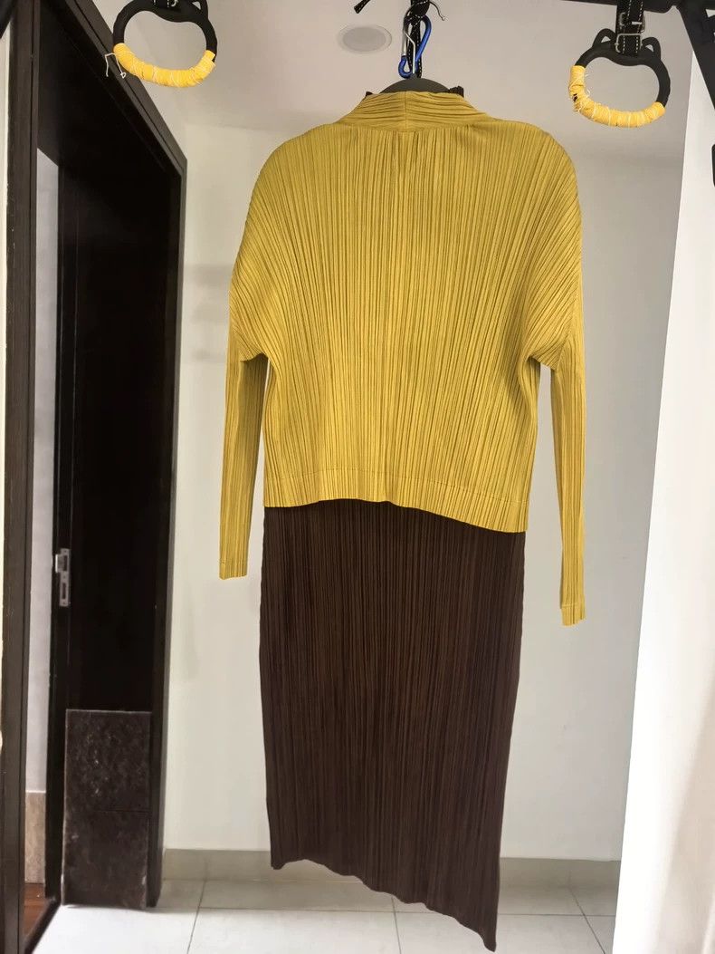 Issey Miyake Issey Miyake size:3 A ginger yellow pleated cardigan Size S / US 4 / IT 40 - 2 Thumbnail