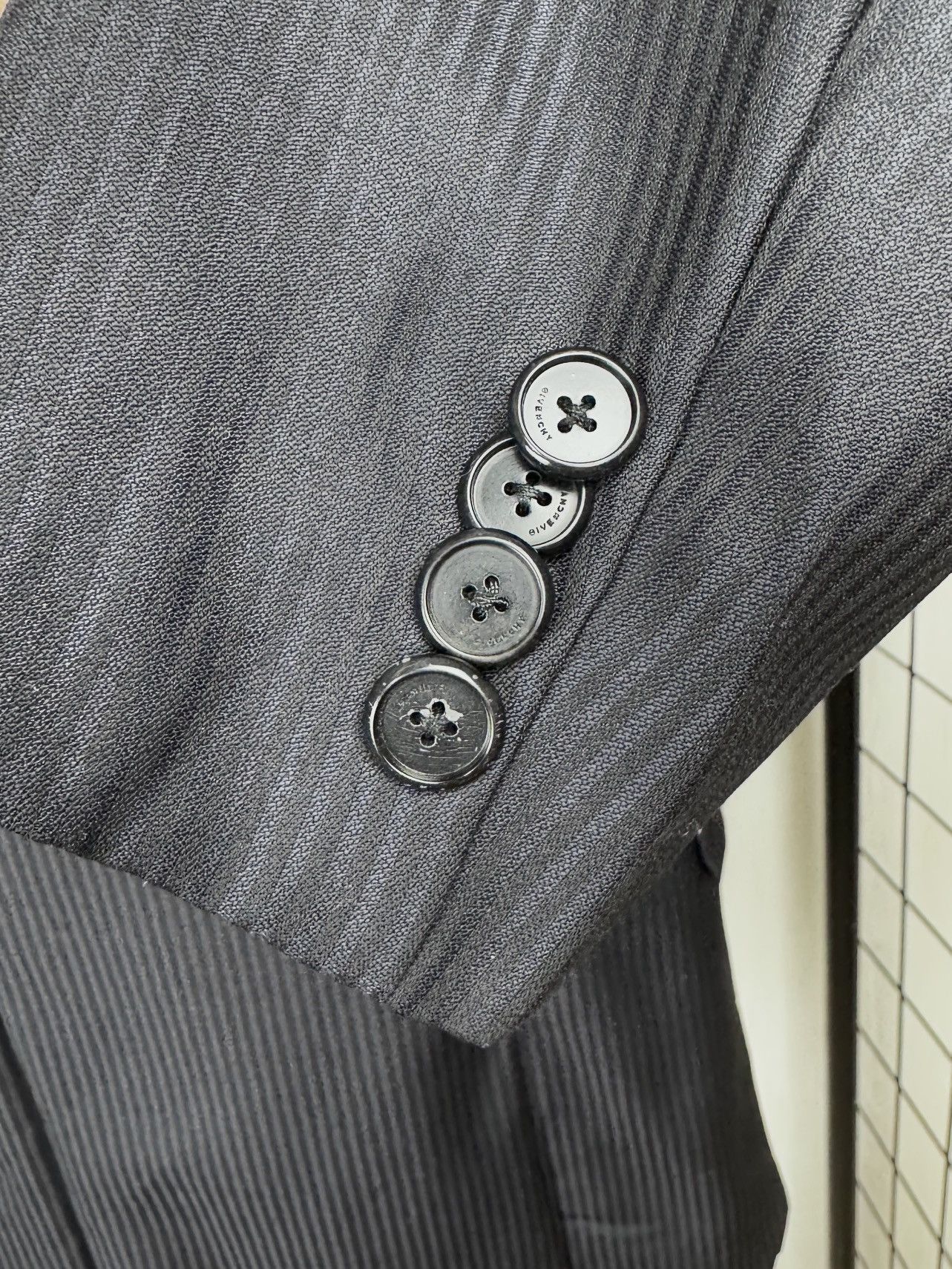 Givenchy Givenchy Paris Navy Blue Wool Pinstripe blazer sport coat Size 38R - 9 Thumbnail