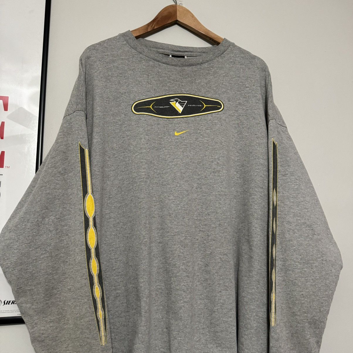 NHL × Nike × Vintage VINTAGE 2000s NIKE PITTSBURGH PENGUINS LONG SLEEVE SHIRT Size US XXL / EU 58 / 5 - 3 Thumbnail