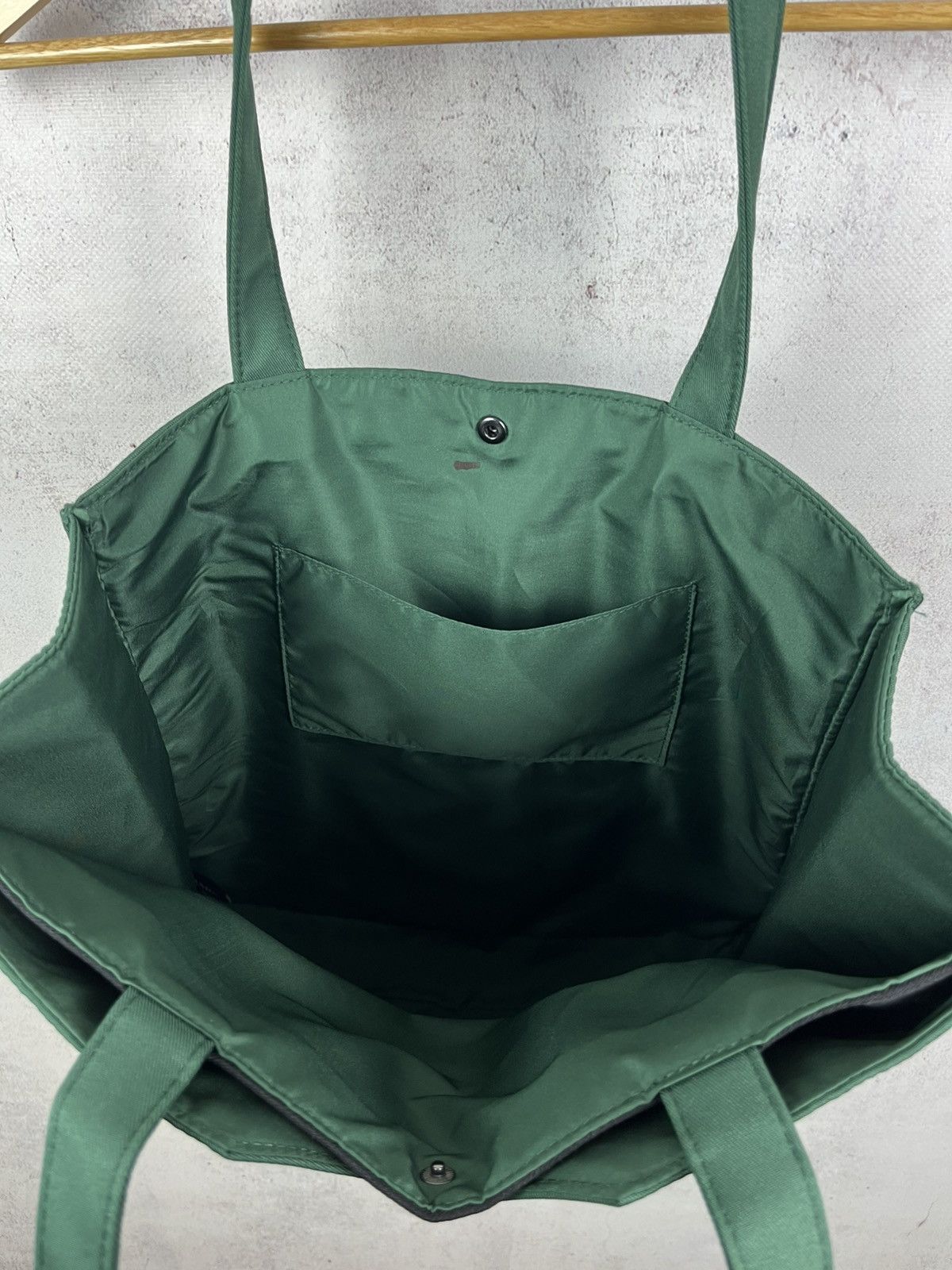 Prada Prada Beauty Forest Green Tote Shoulder Bag Hype Y2K Rare Size ONE SIZE - 9 Thumbnail