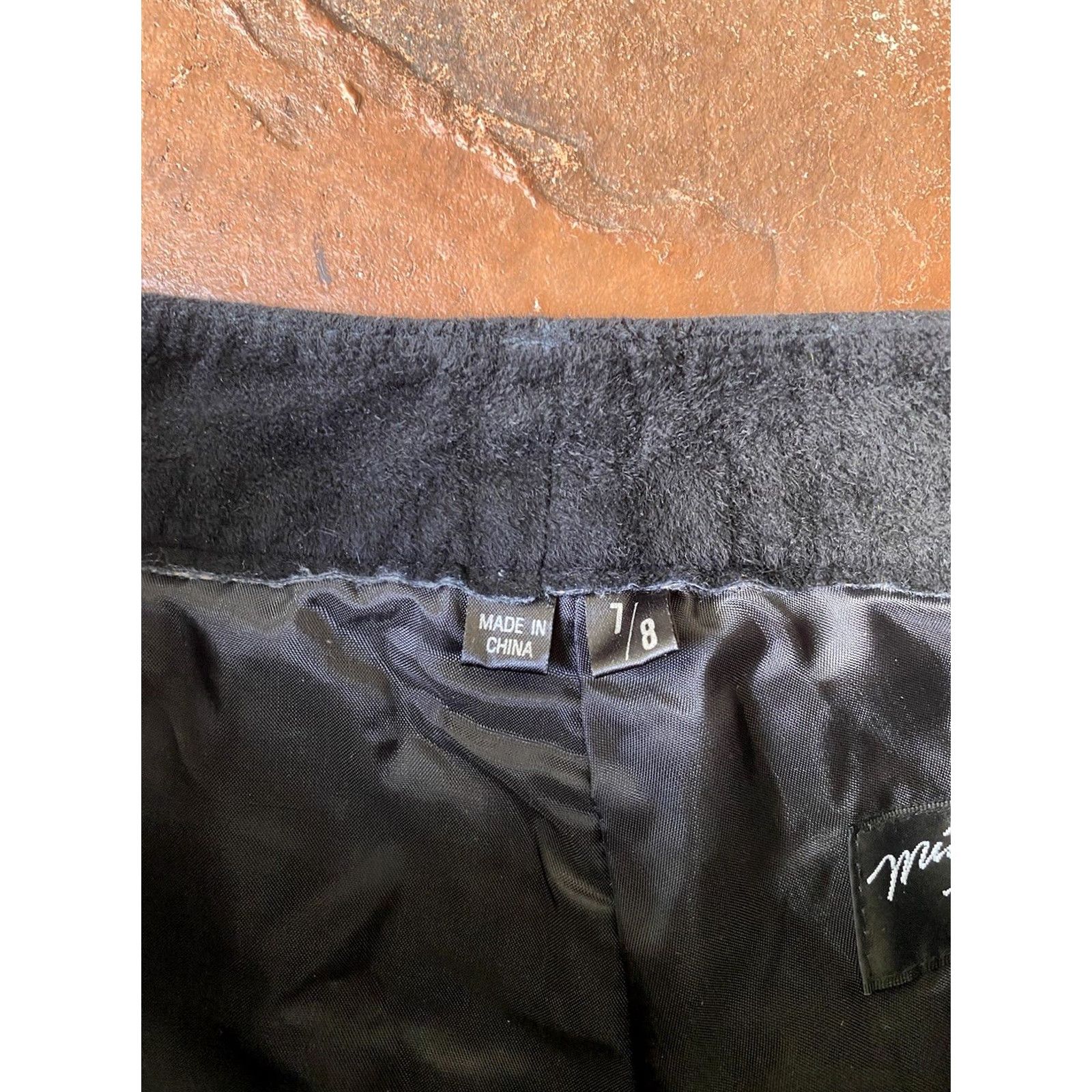 Vintage VINTAGE Michael Hoban North Beach Suede Leather Pants Womens 7/8 Black Leather Zipper Beach Hip 32 Inseam Girls? Size 28" / US 6 / IT 42 - 2 Thumbnail