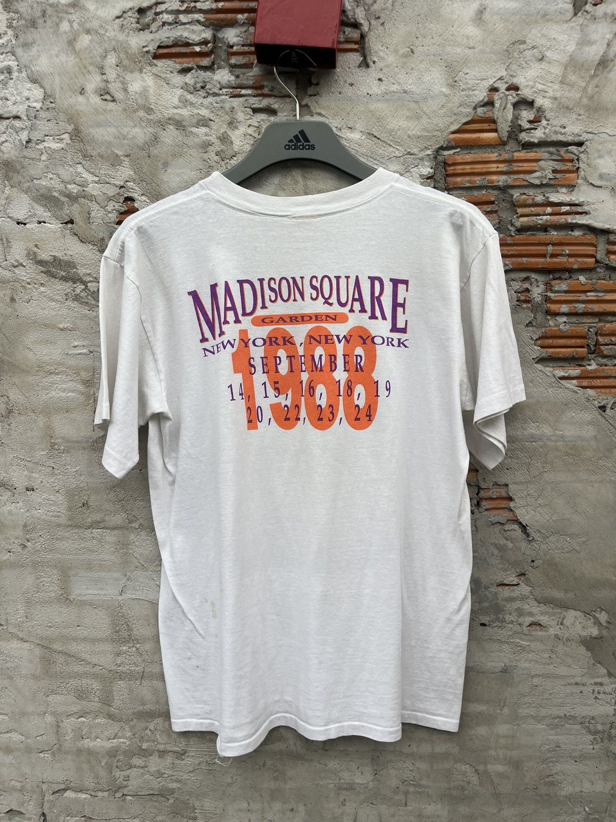 Grateful Dead Vintage GRATEFUL DEAD 1988’s Madison Square garden Tour Tee Size US L / EU 52-54 / 3 - 3 Thumbnail